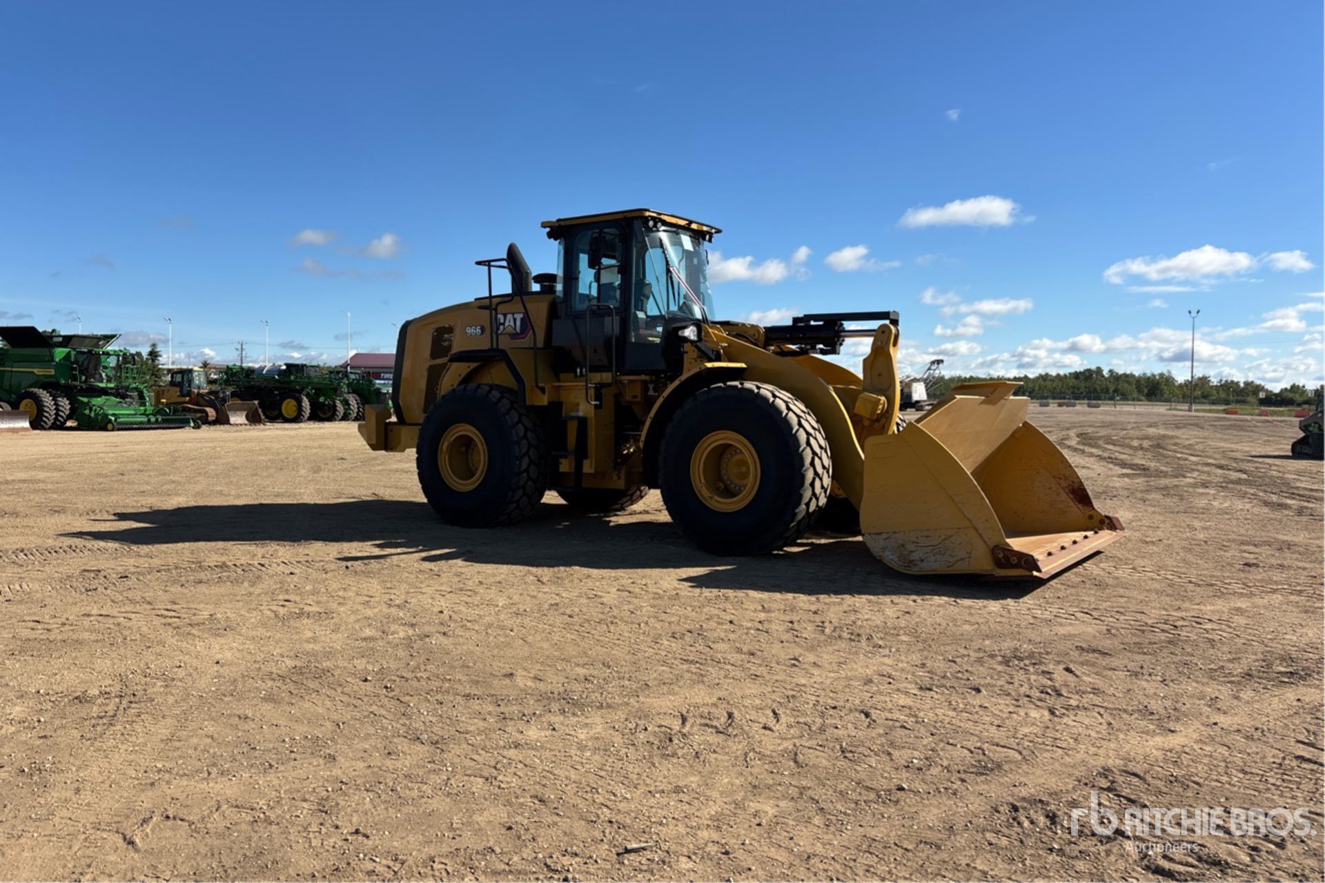 2025 Caterpillar 966