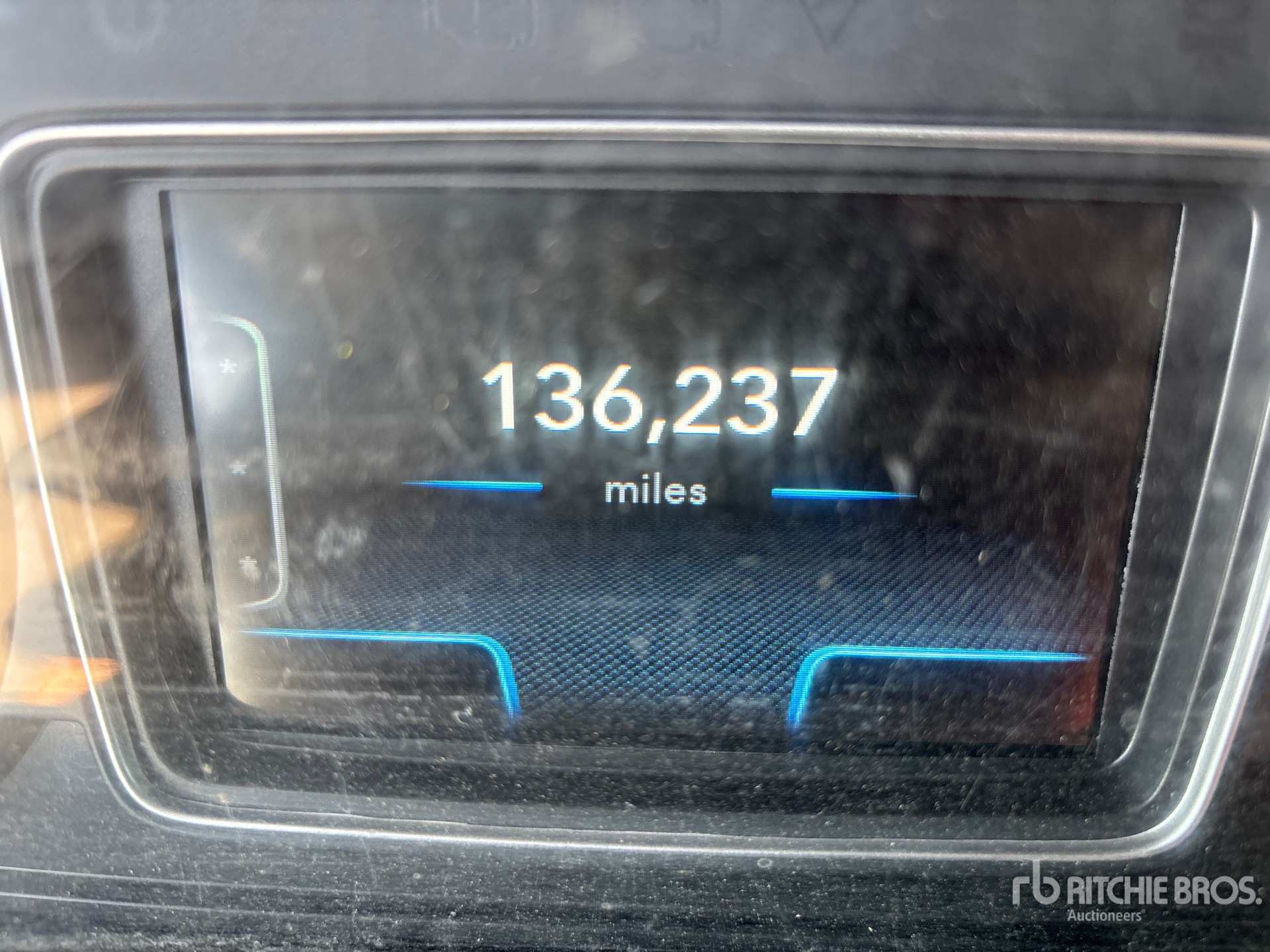 2023 International LT625