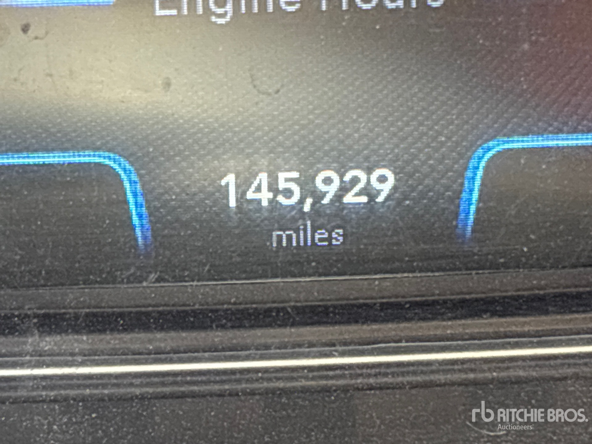 2023 International RH613