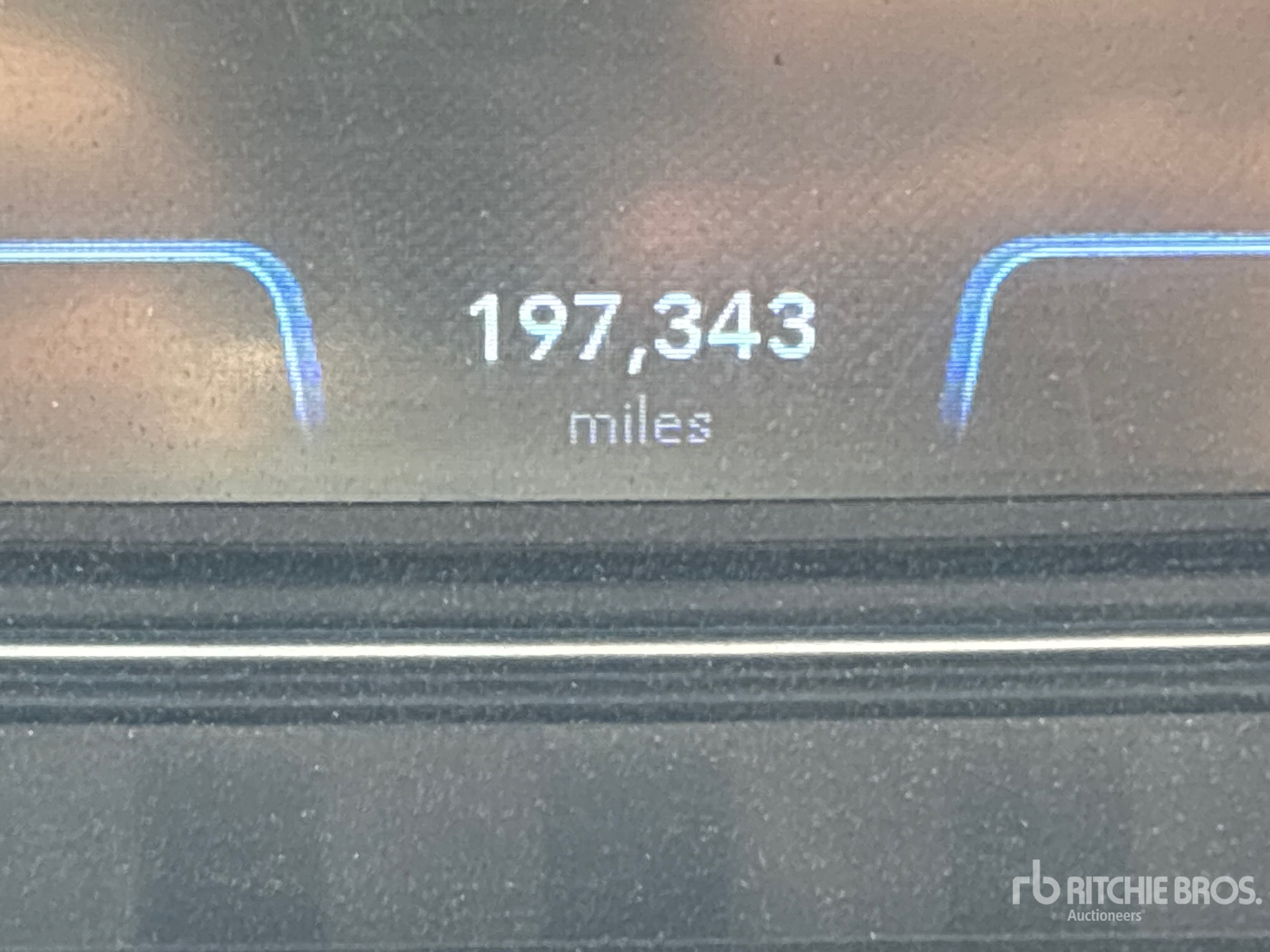 2023 International RH613