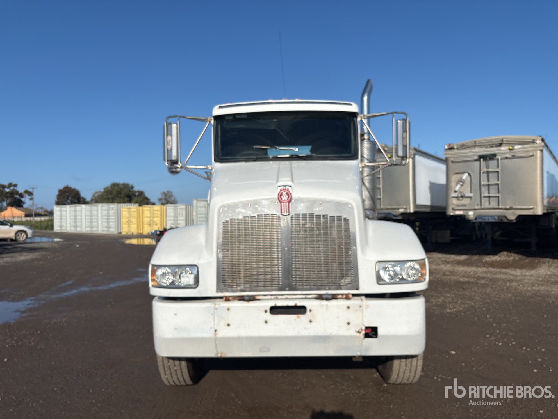 2005 Kenworth T350
