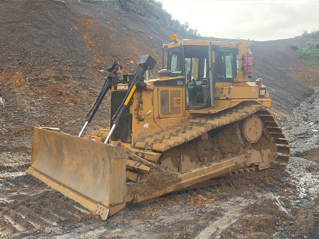 2004 Cat D6R LGP Series II Crawler Dozer 2004 Cat D6R LGP Series II Crawler Dozer