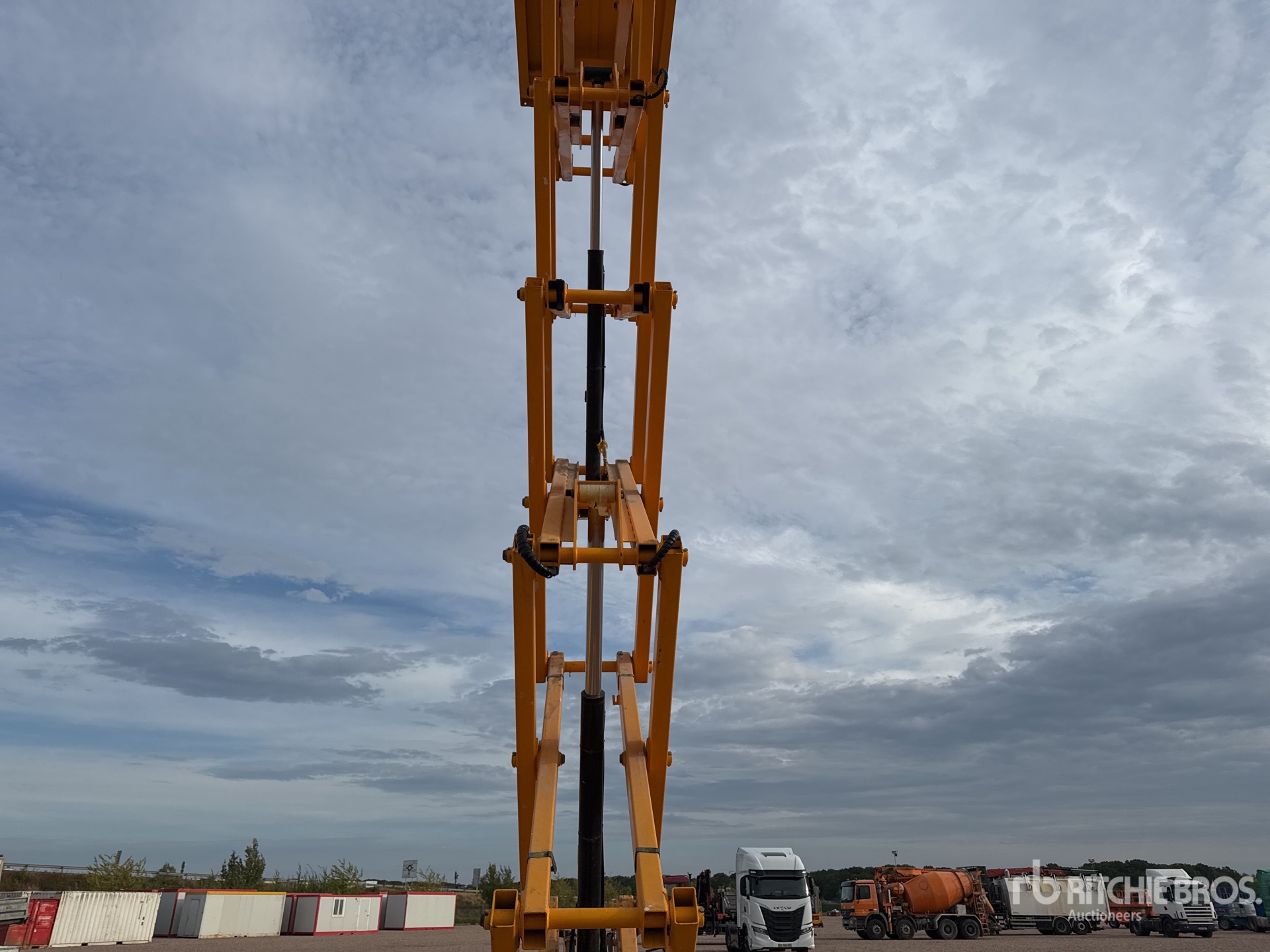 2016 Genie GS-4047