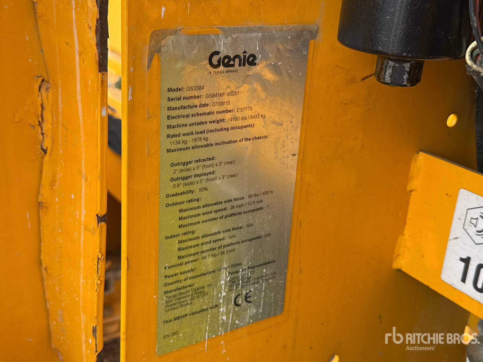 2016 Genie GS3384