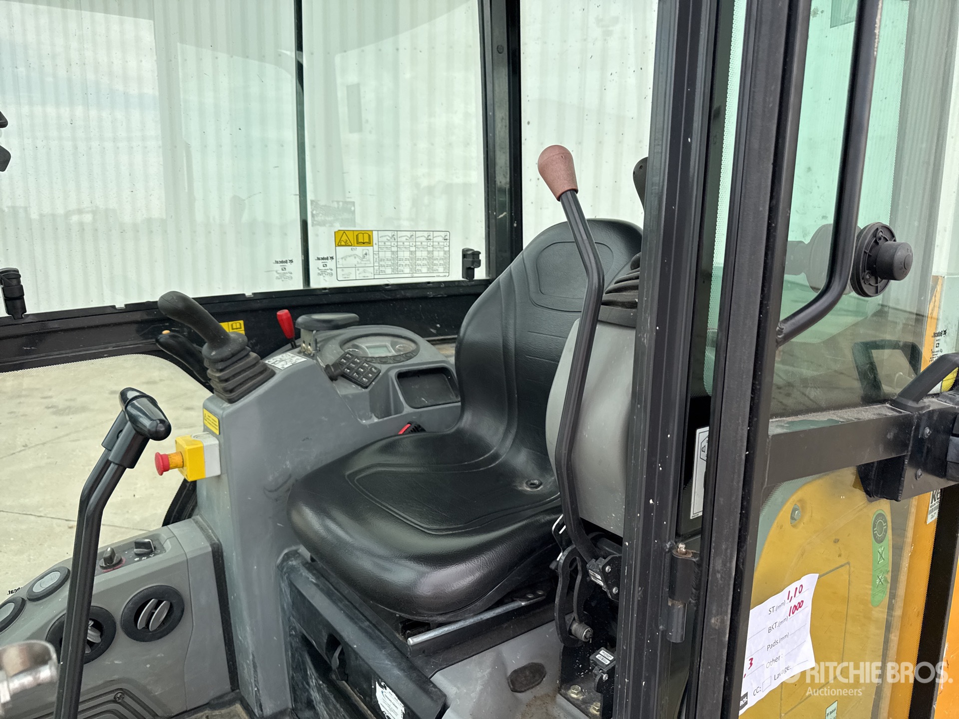 2020 Bobcat E17