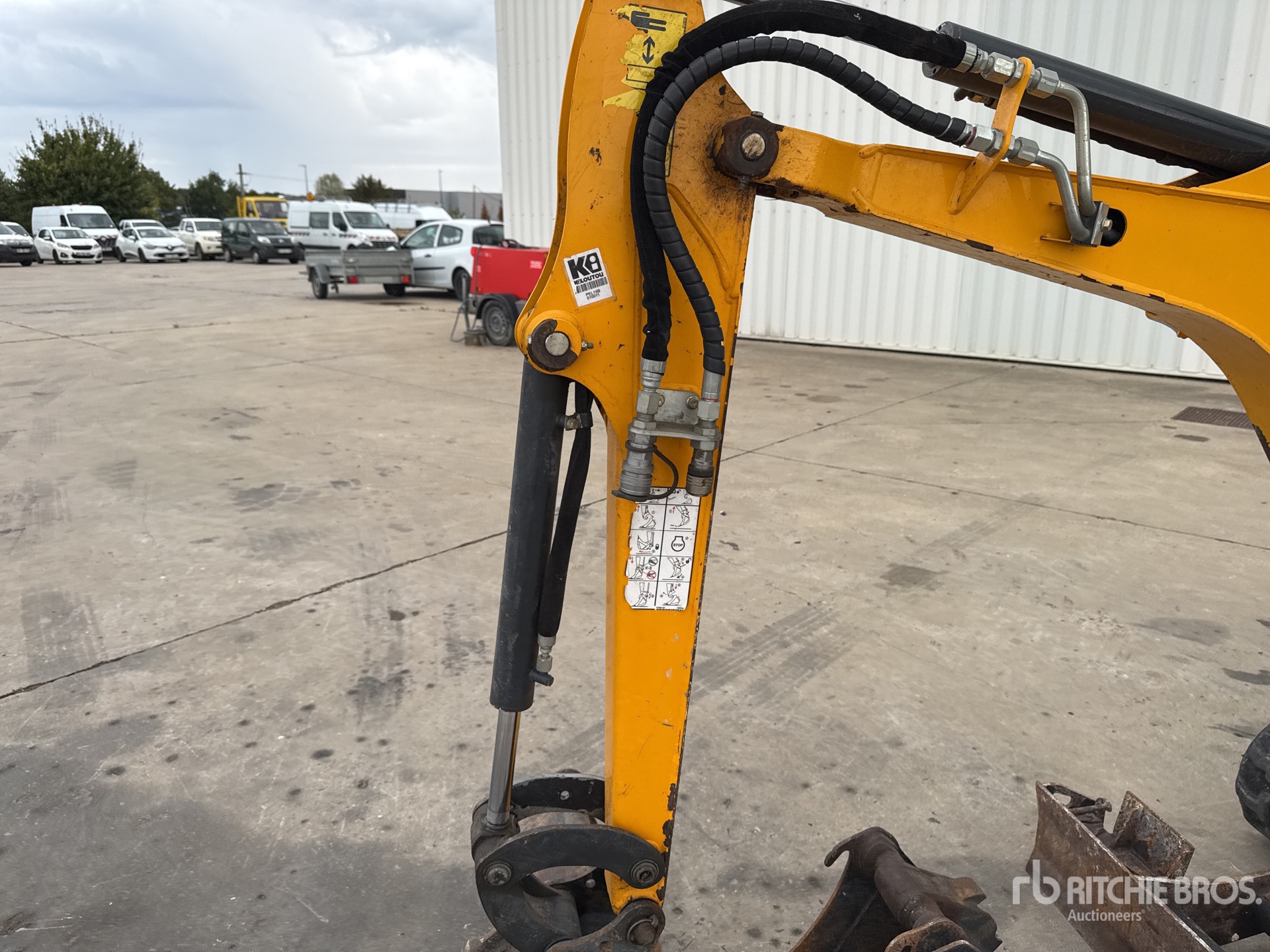 2020 Bobcat E17