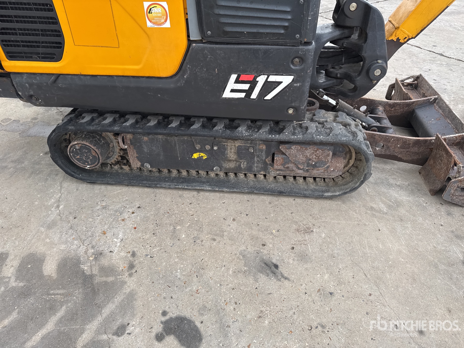 2020 Bobcat E17