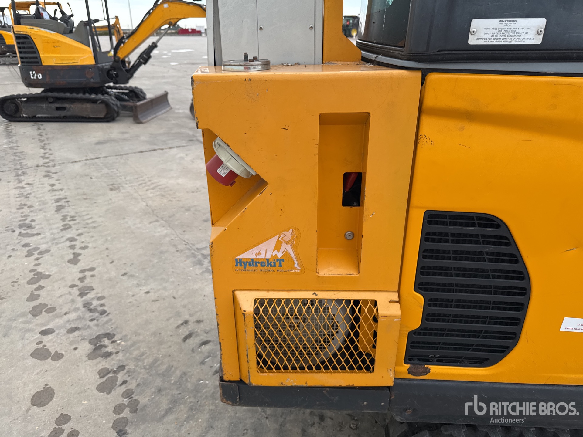 2020 Bobcat E17