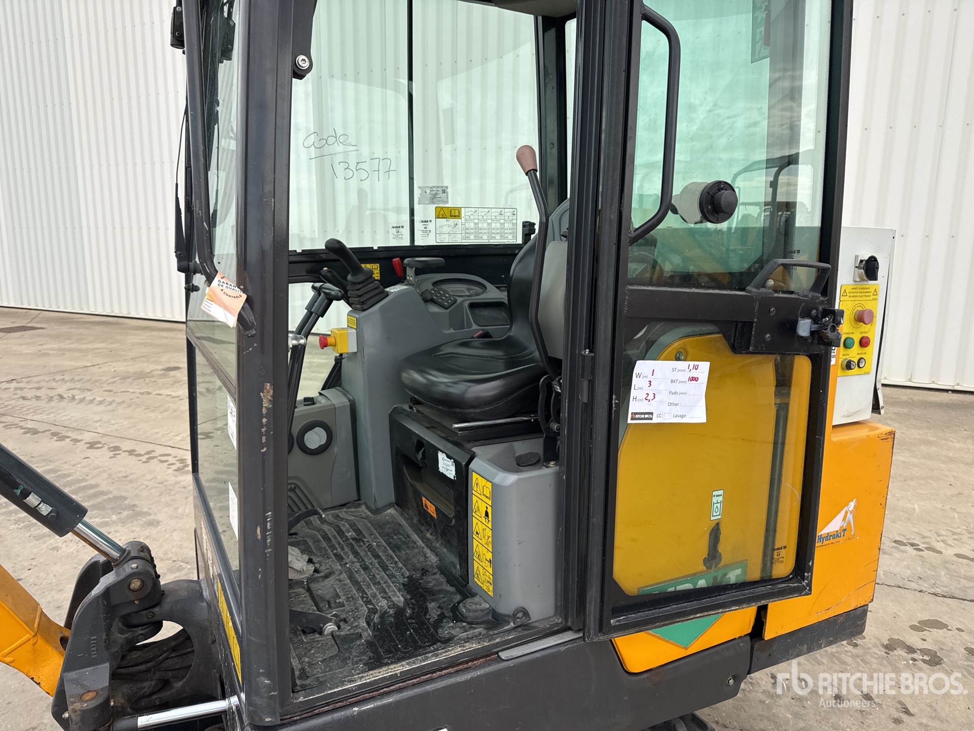 2020 Bobcat E17