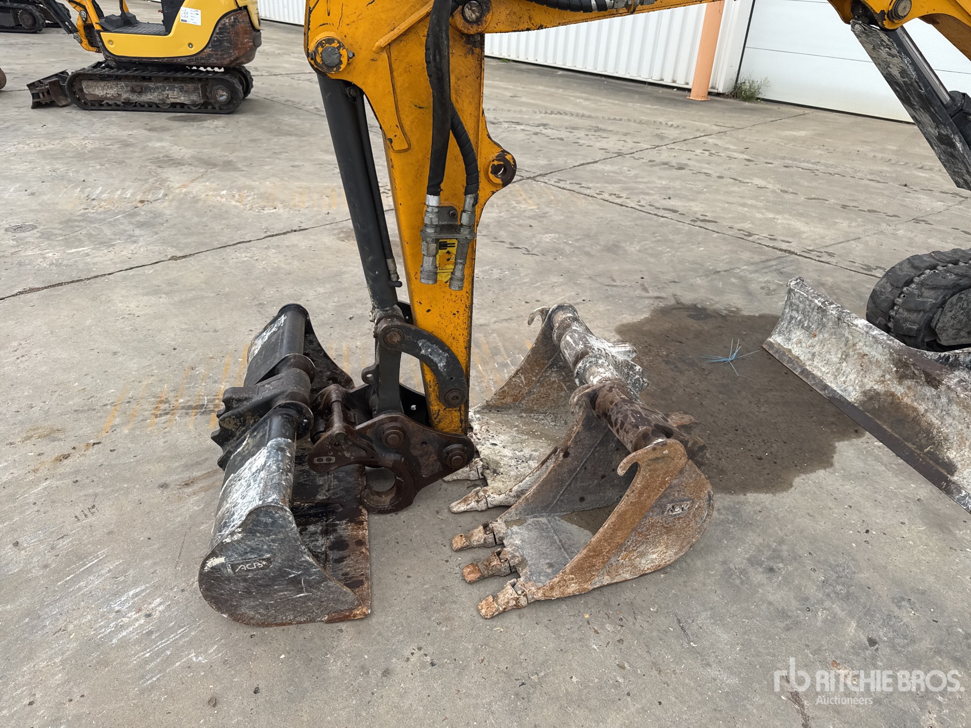 2017 Bobcat E26EM