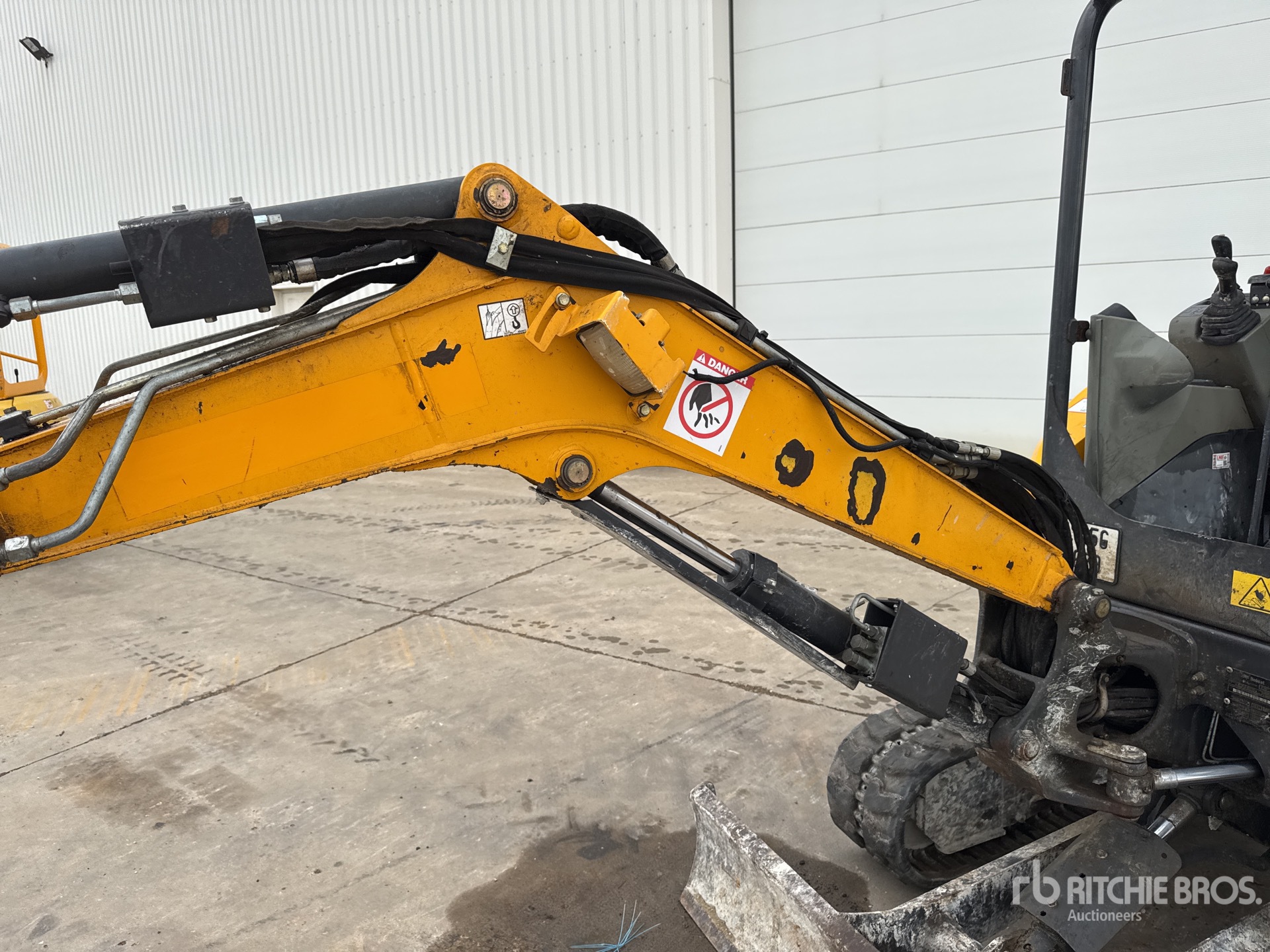 2017 Bobcat E26EM