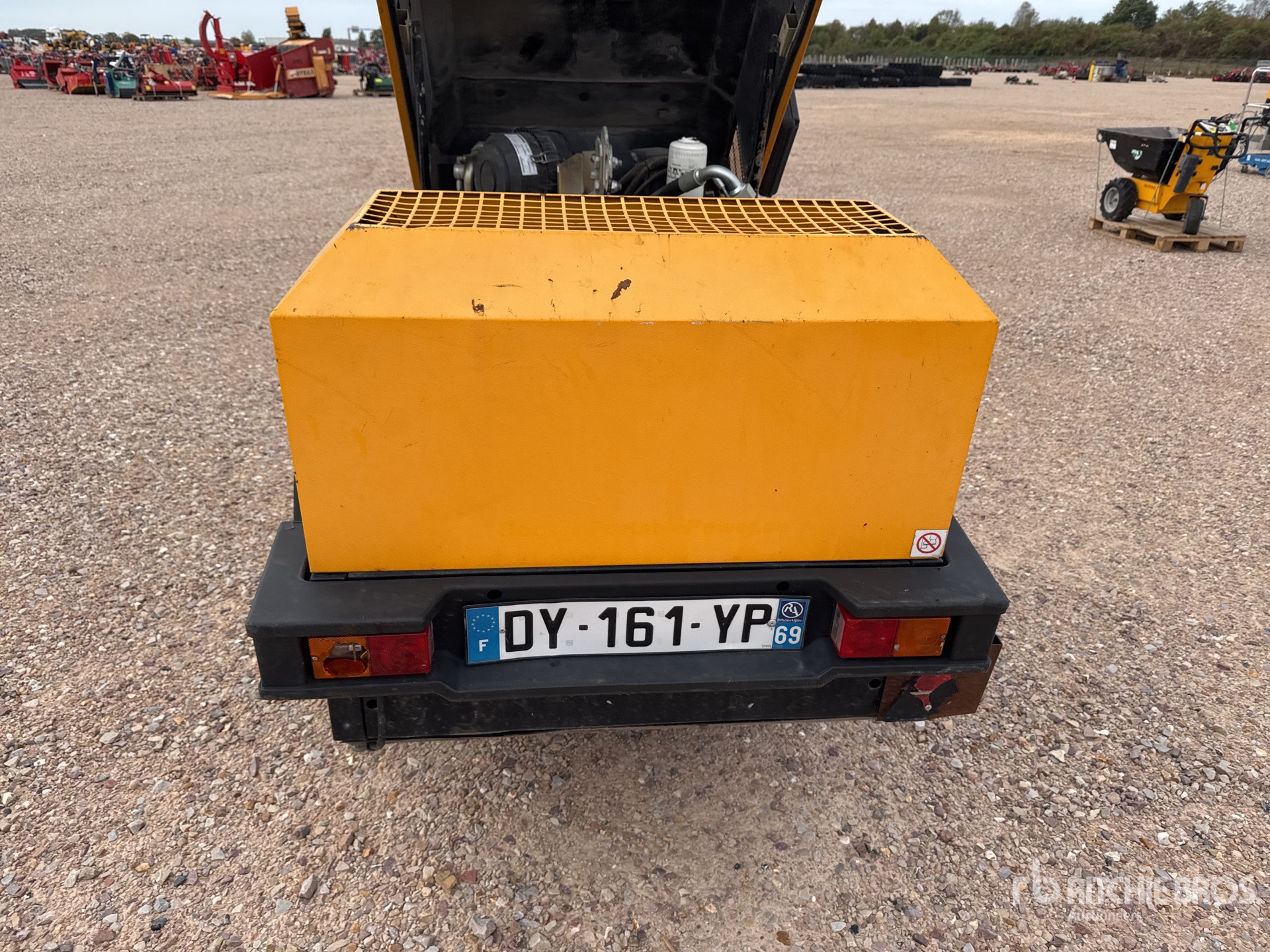 2016 Doosan Portable Power 7/41W
