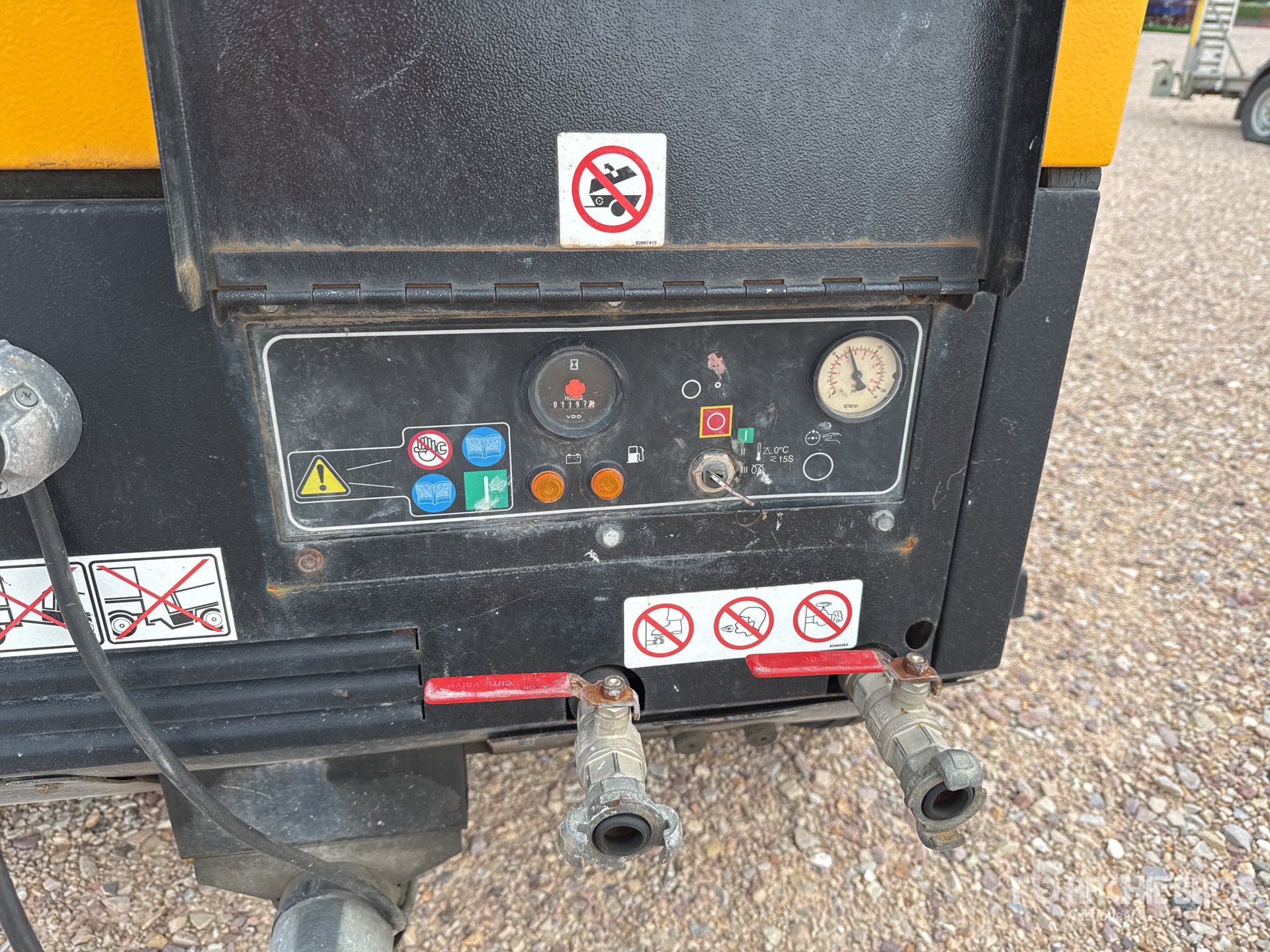 2016 Doosan Portable Power 7/41W