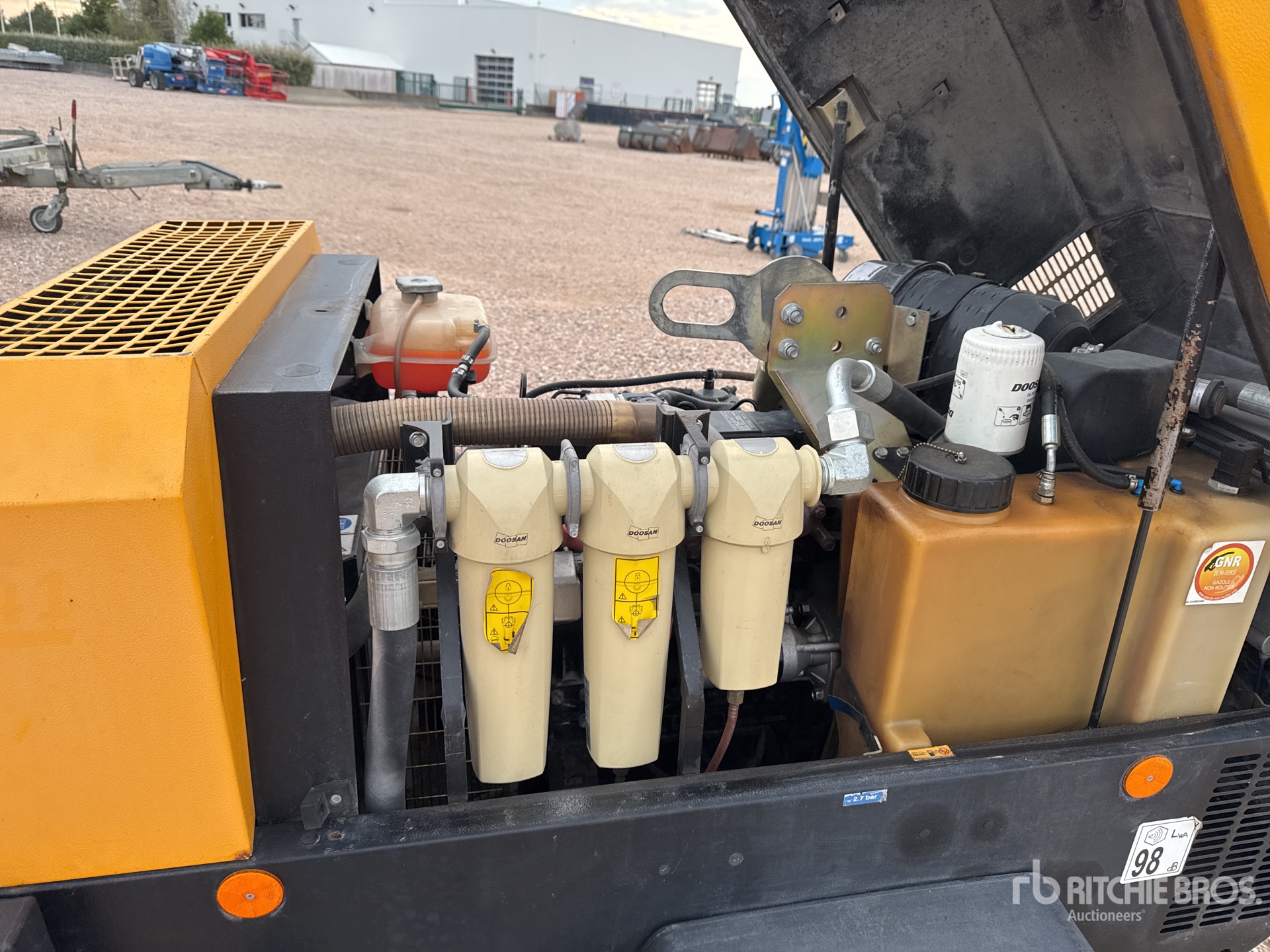 2016 Doosan Portable Power 7/41W