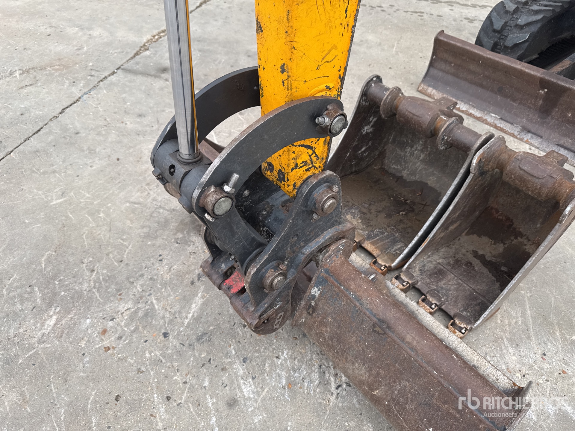 2017 Bobcat E26EM
