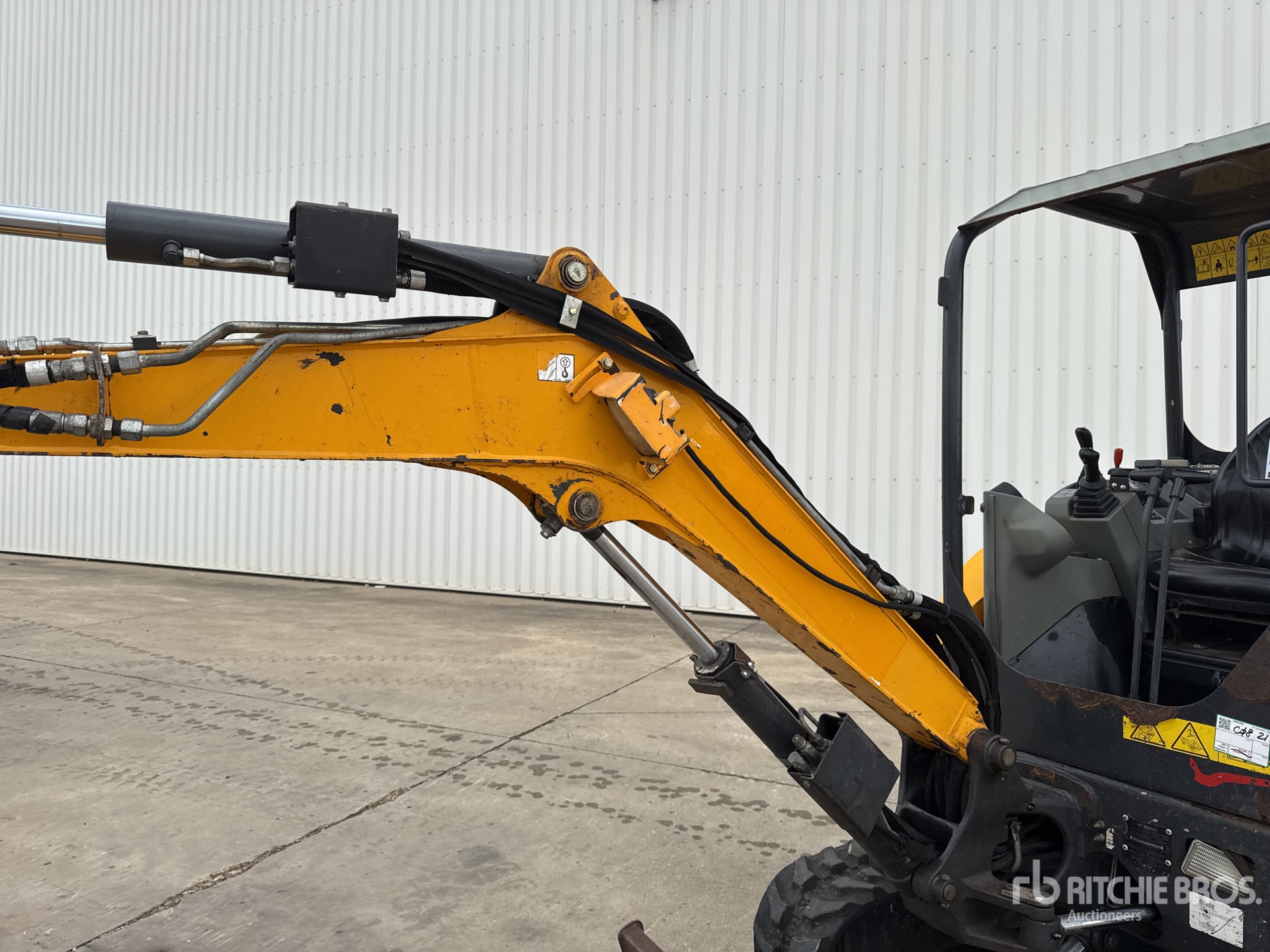 2017 Bobcat E26EM
