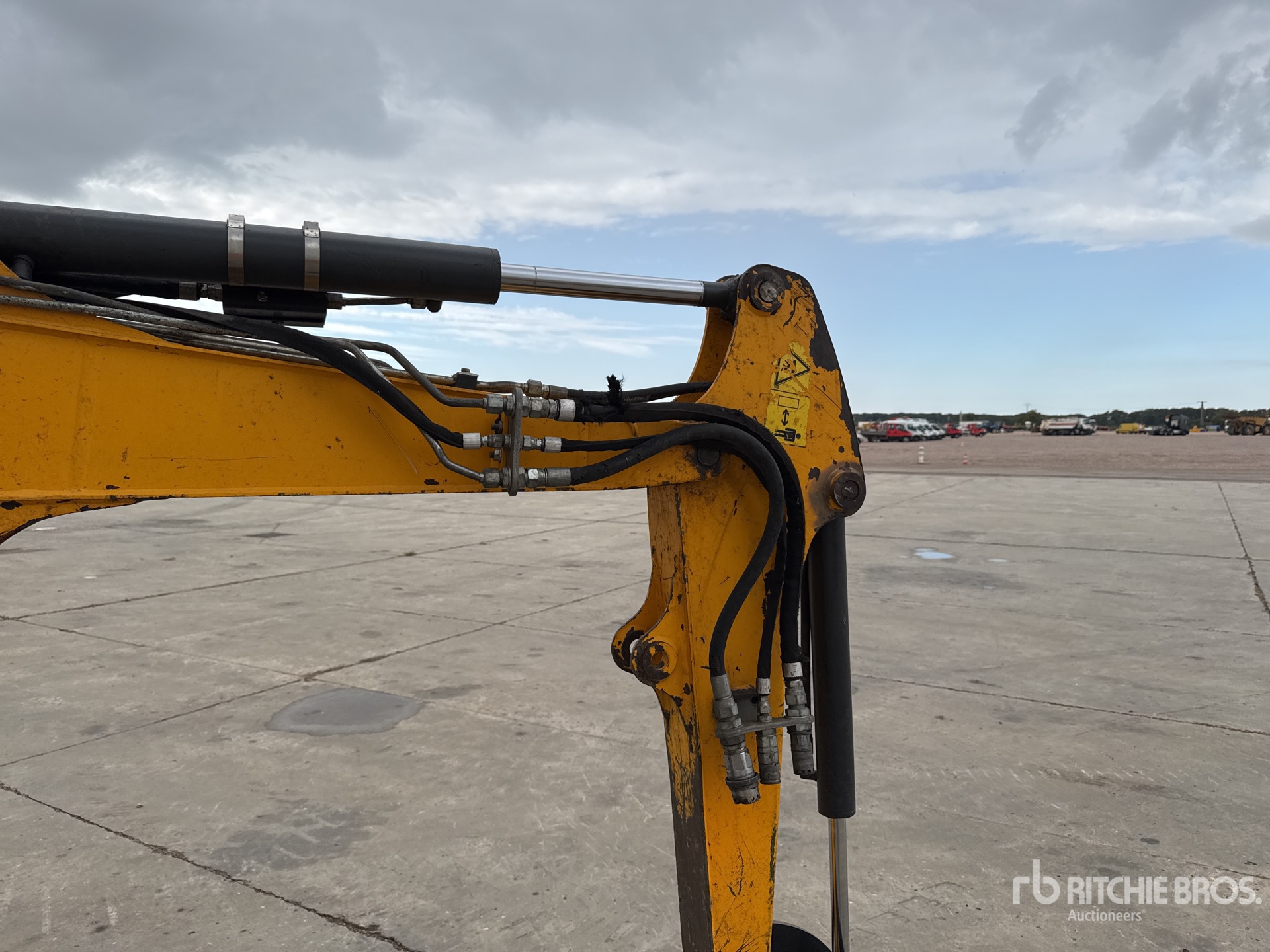 2017 Bobcat E26EM