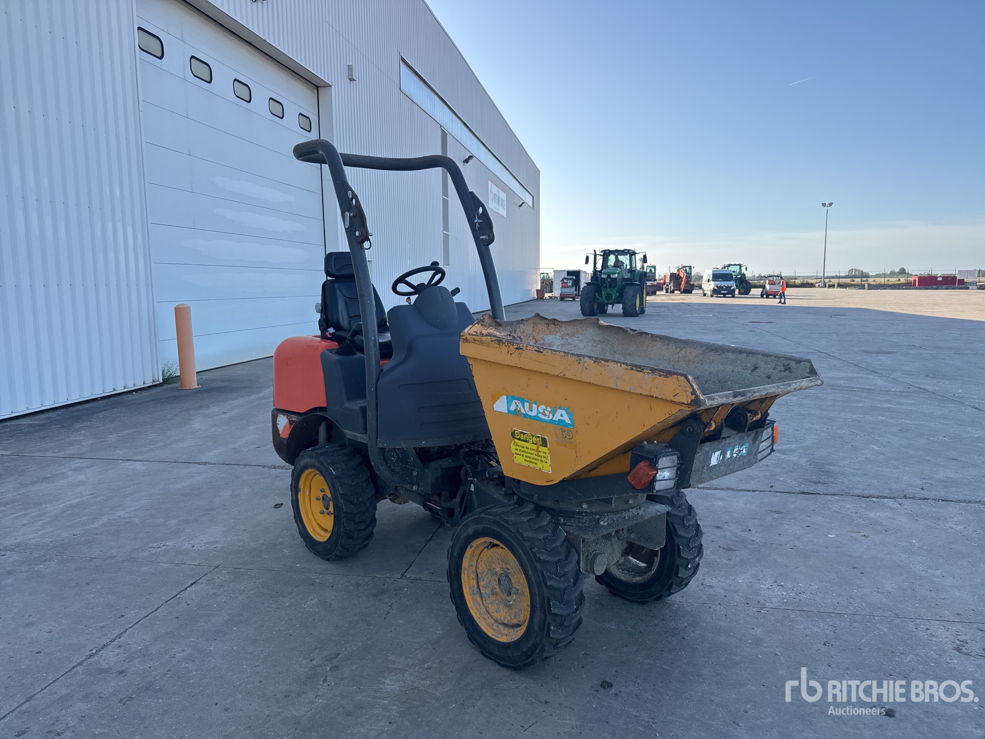 2016 Ausa D100AHG