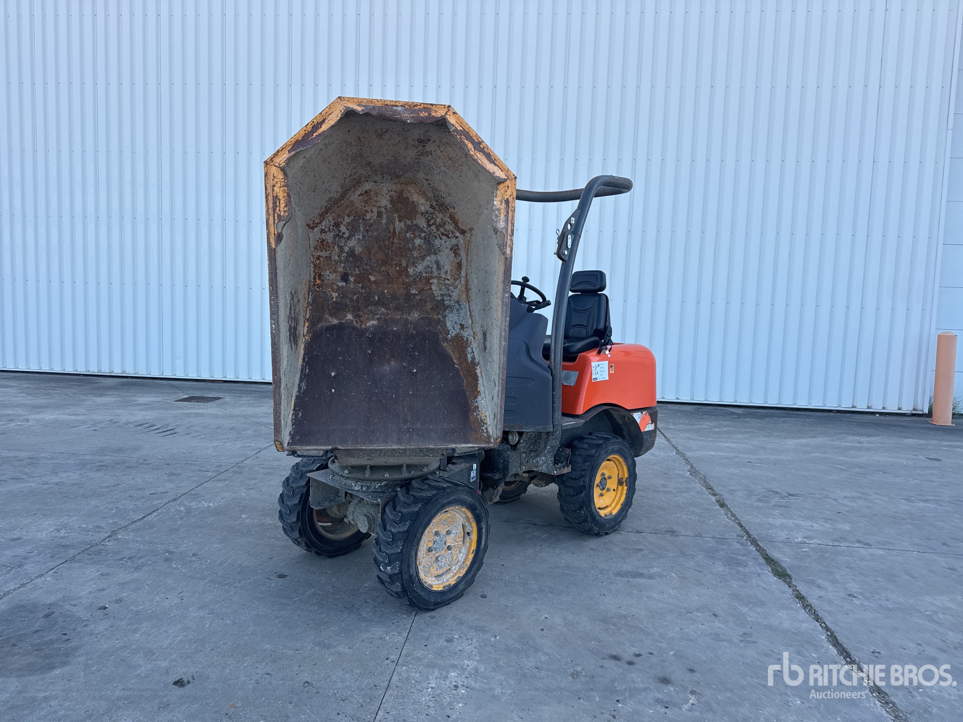 2016 Ausa D100AHG