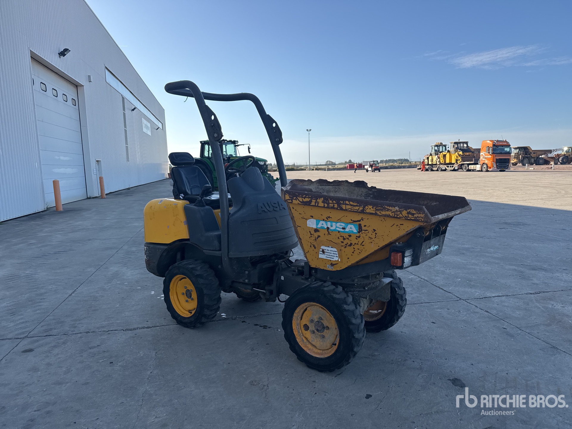 2015 Ausa D100AHG