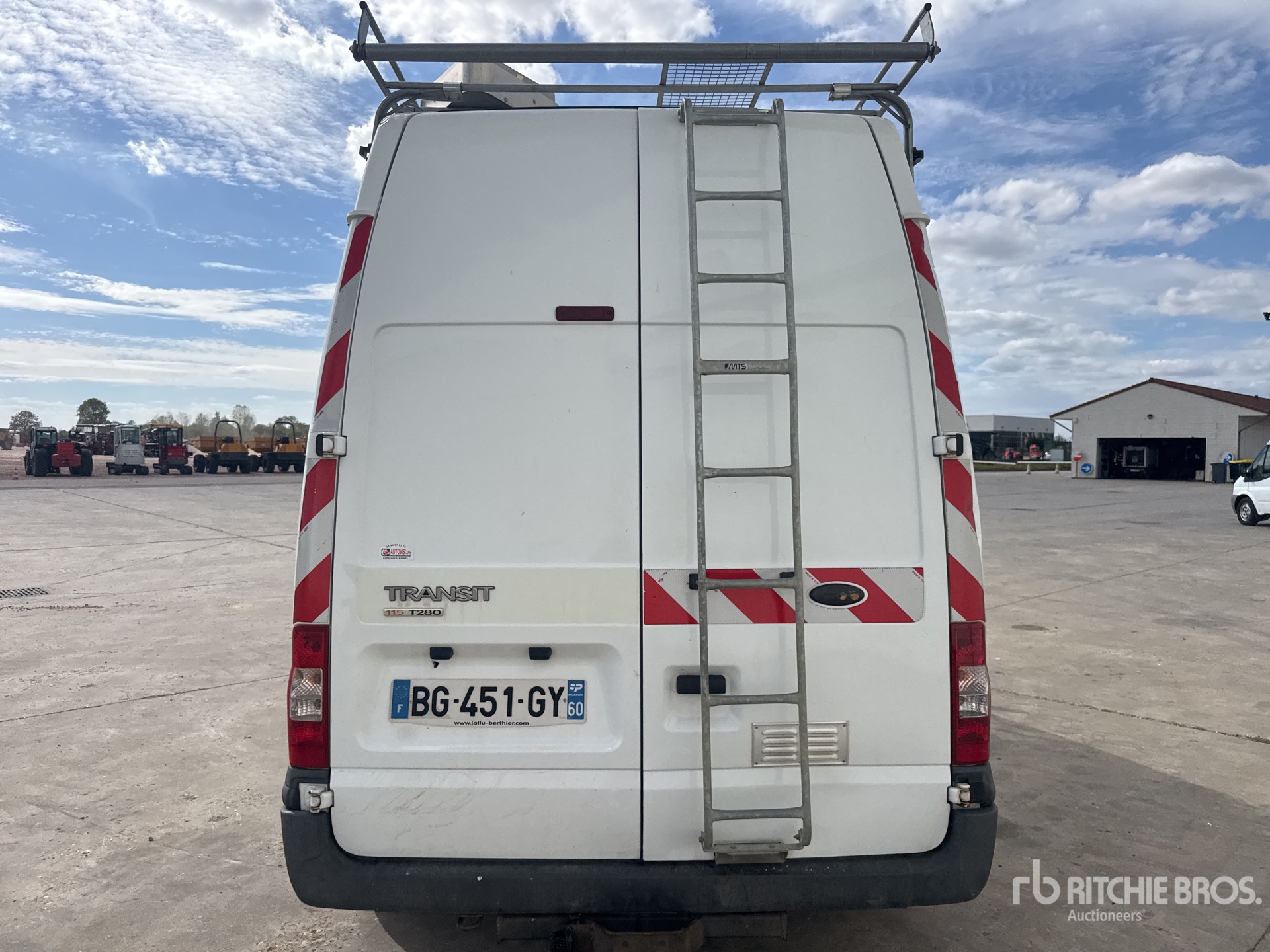 2011 Ford TRANSIT 115T280