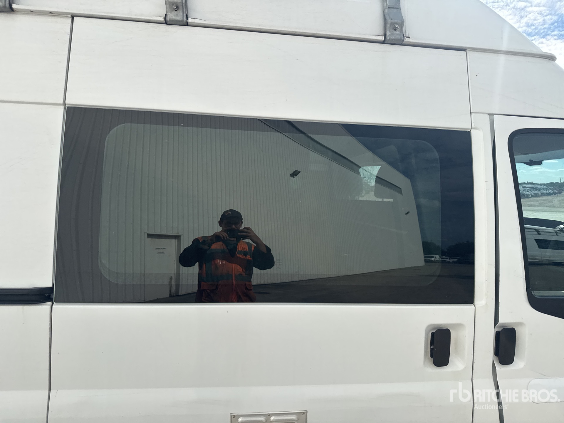 2011 Ford TRANSIT 115T280