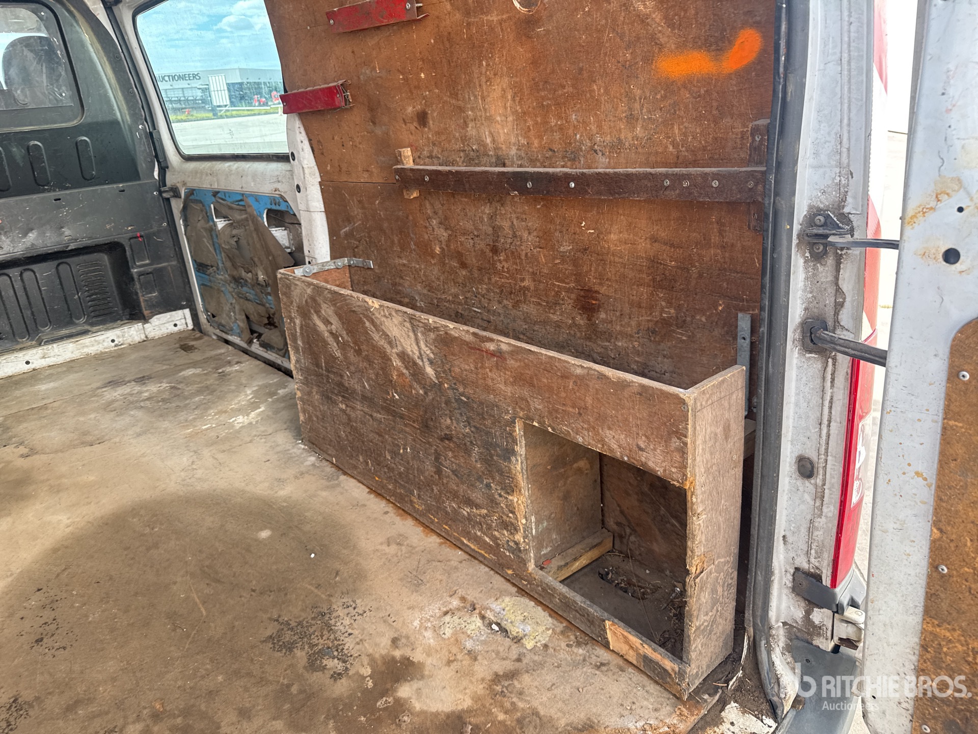 2011 Ford TRANSIT 115T280