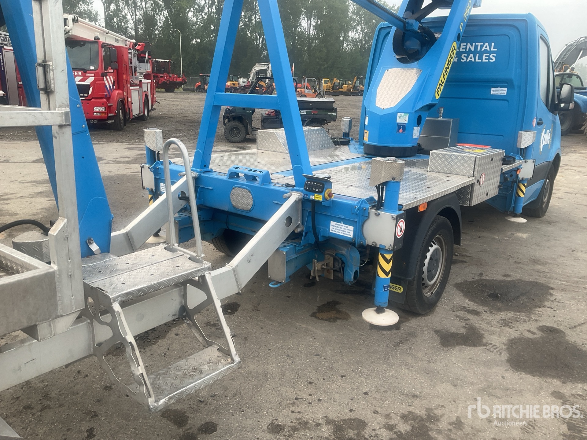 2021 Palfinger SPRINTER