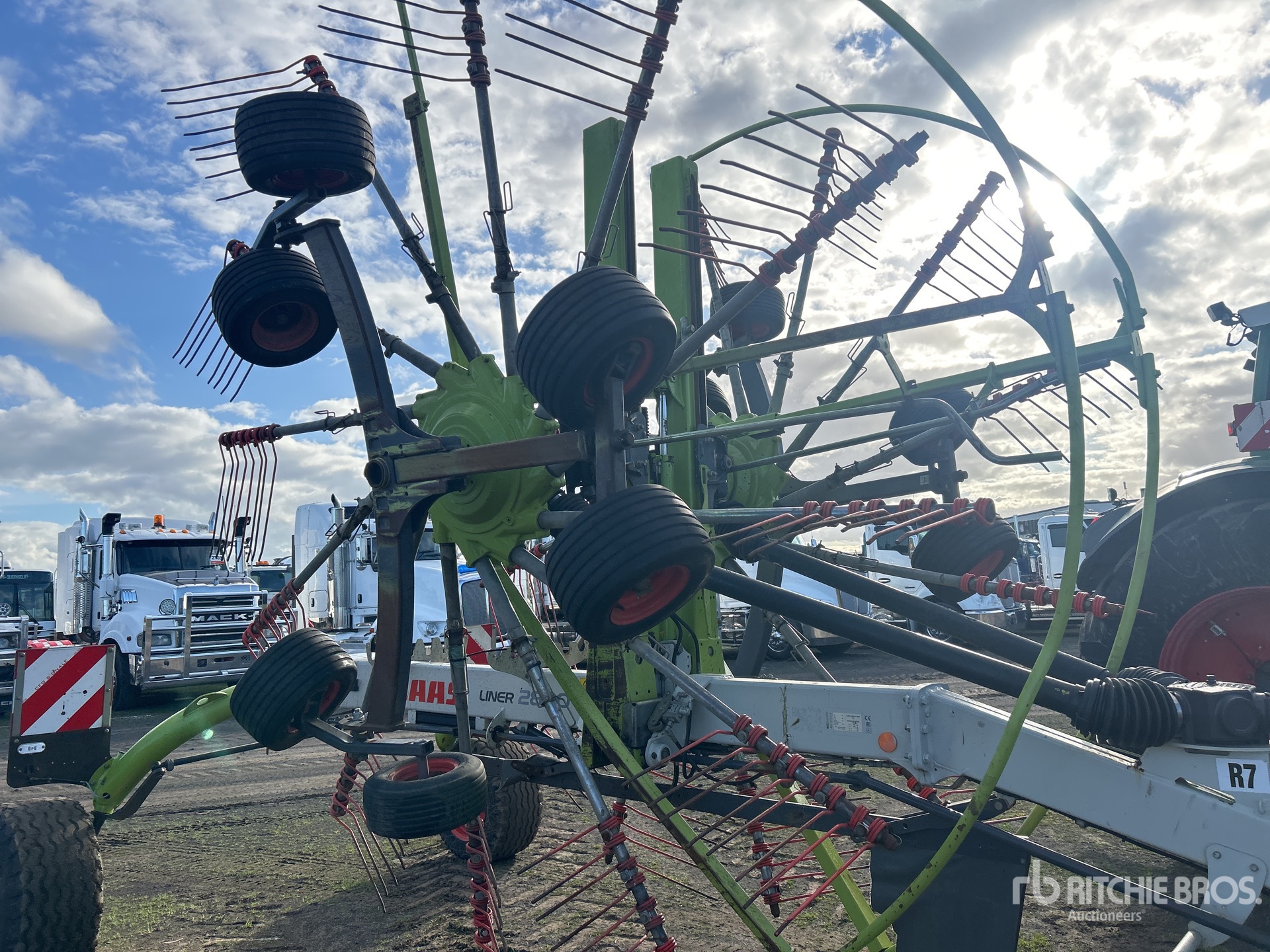 2020 Claas LINER 2800