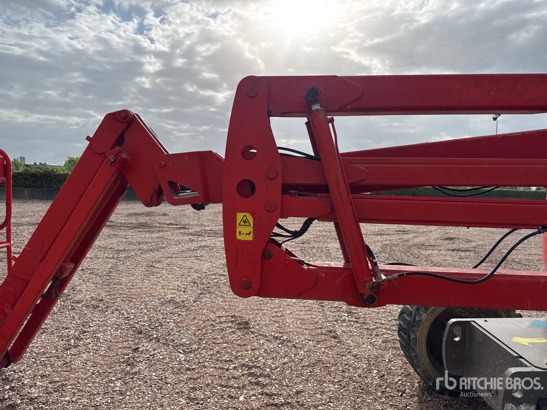 2012 Genie Z45/25