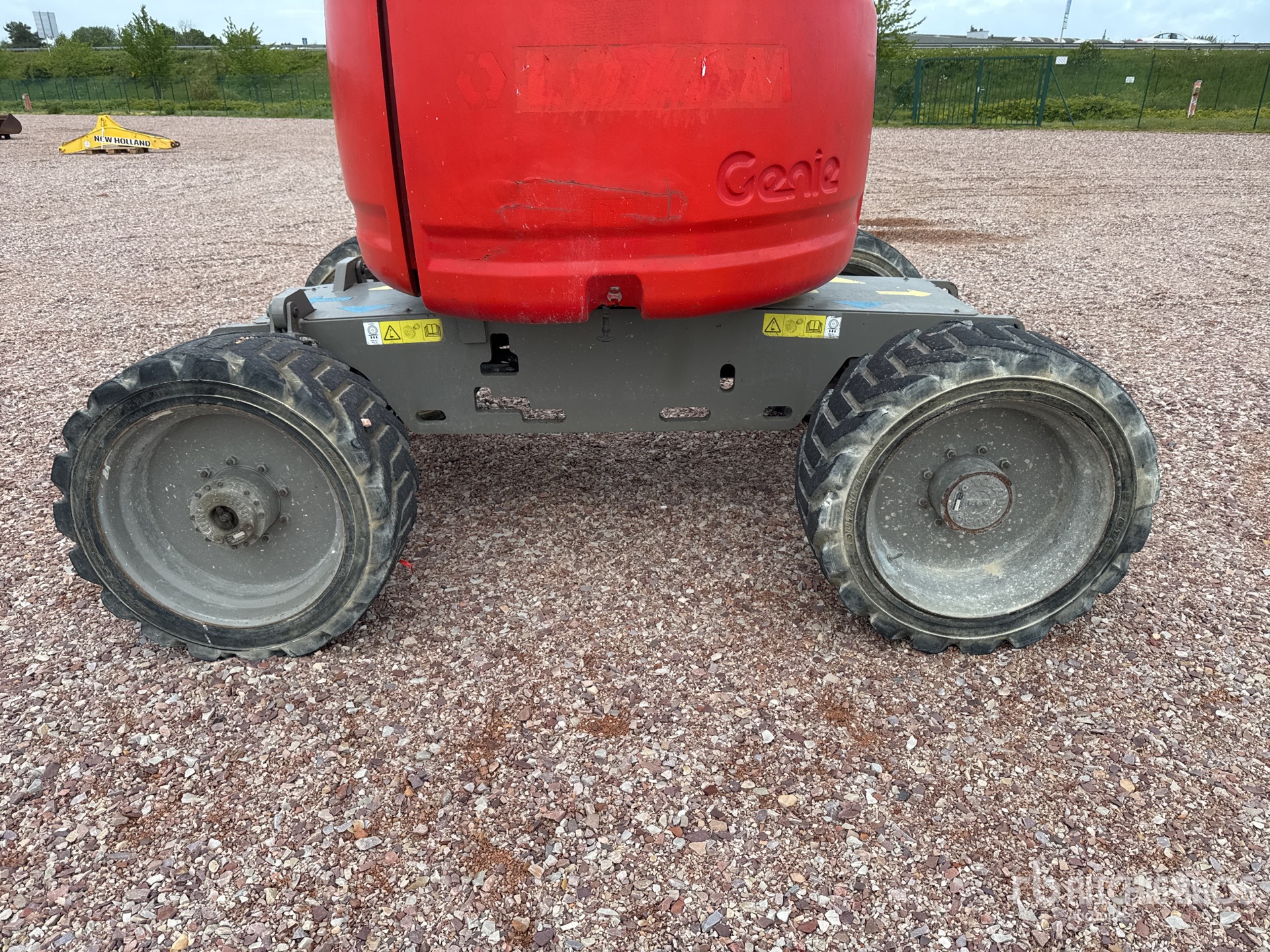 2012 Genie Z45/25