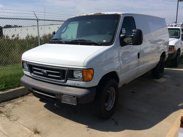 2007 Ford Econoline E-350 Super Duty Cargo Van