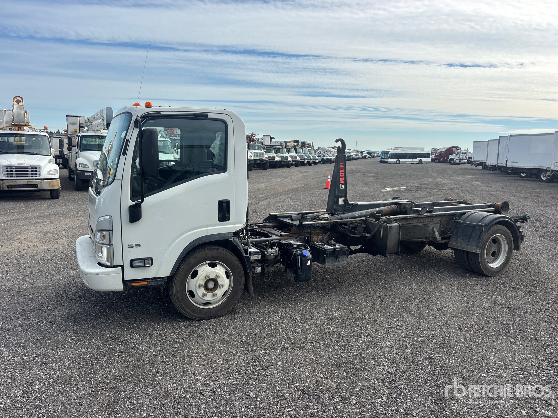 Photo of 2024 Hino S52
