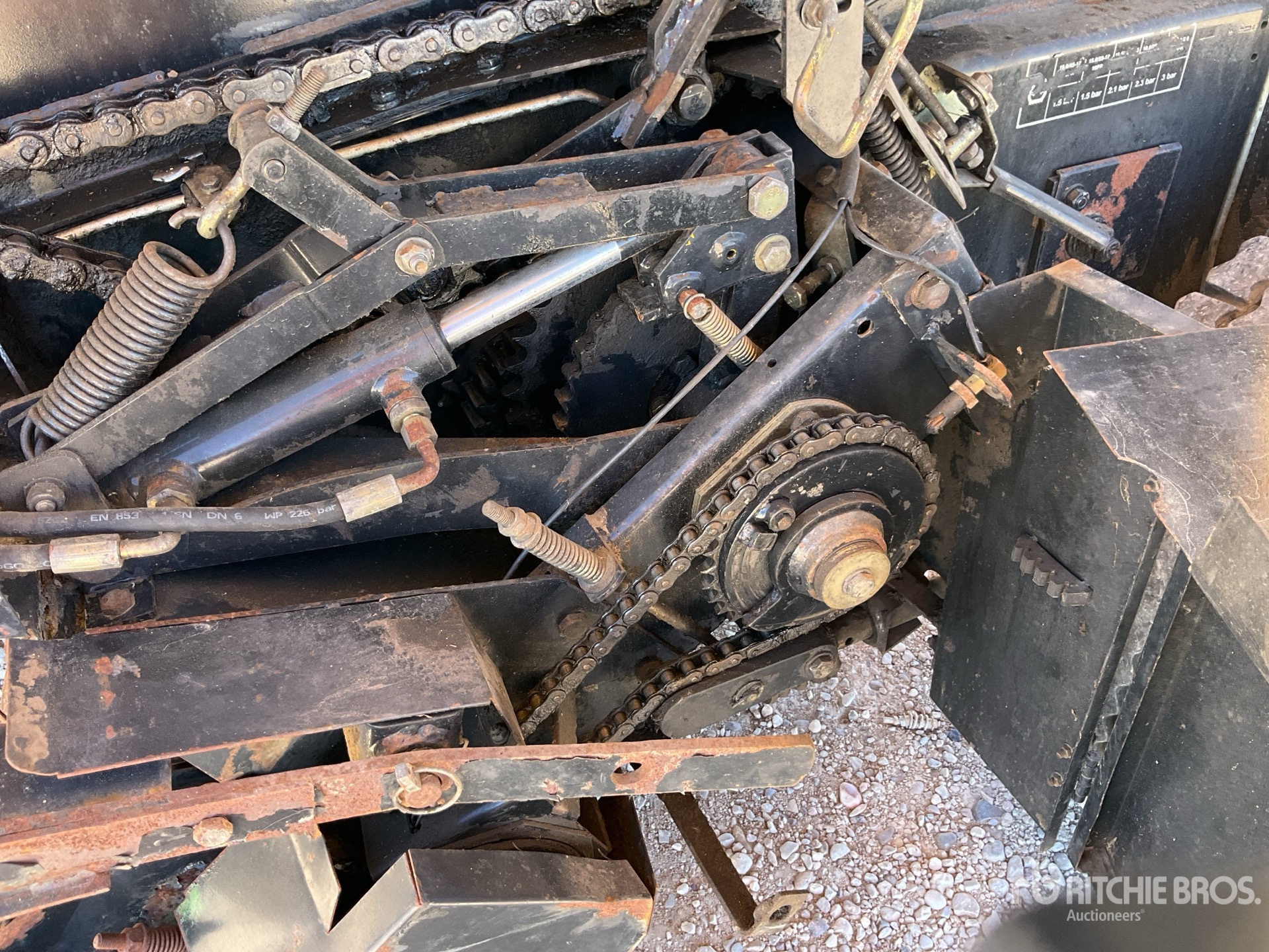 2008 New Holland BR6090