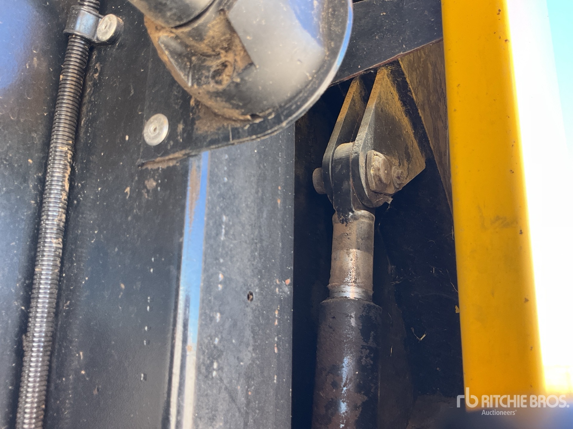 2008 New Holland BR6090