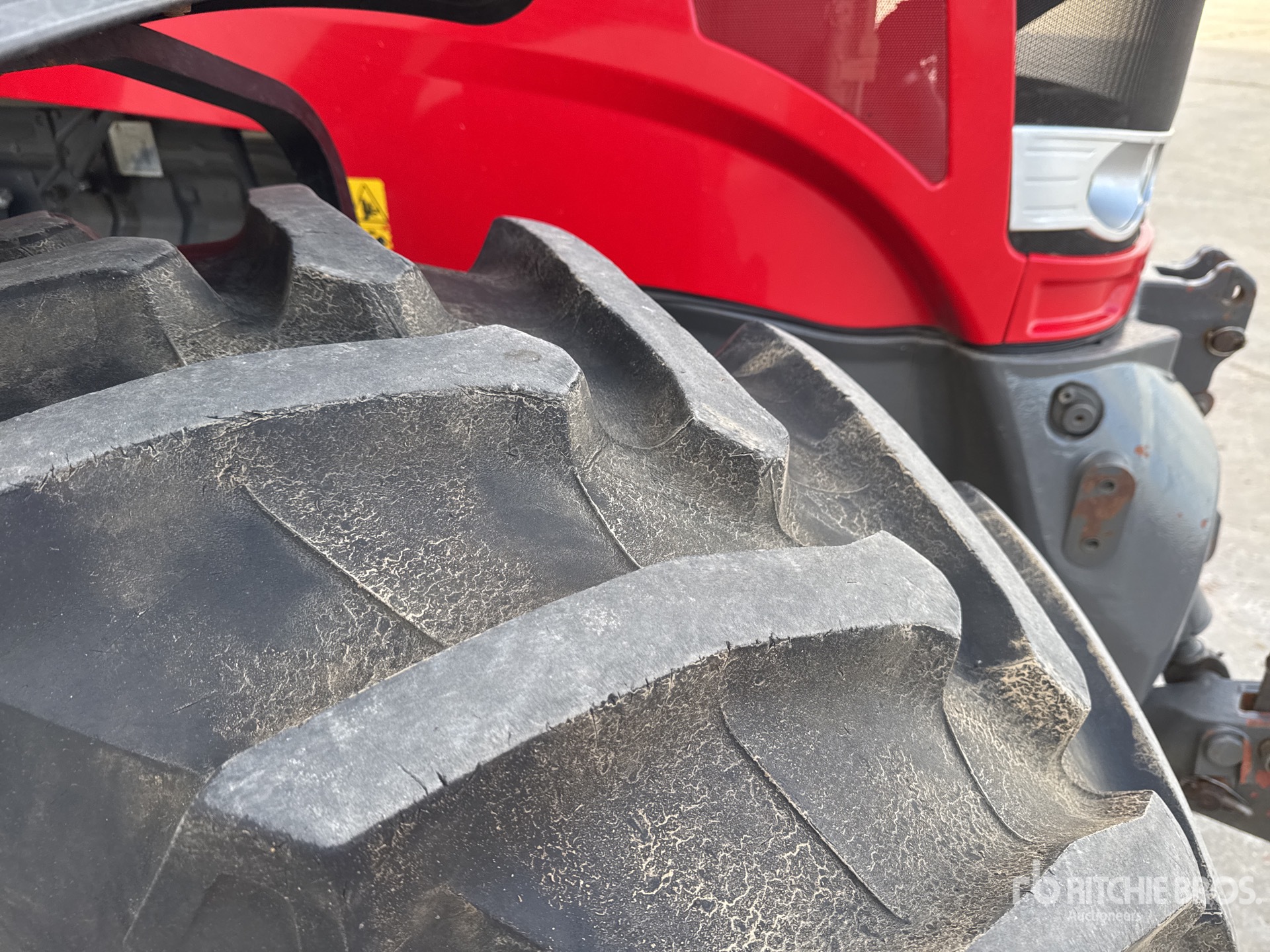 2014 Massey Ferguson 7620 DYNA6