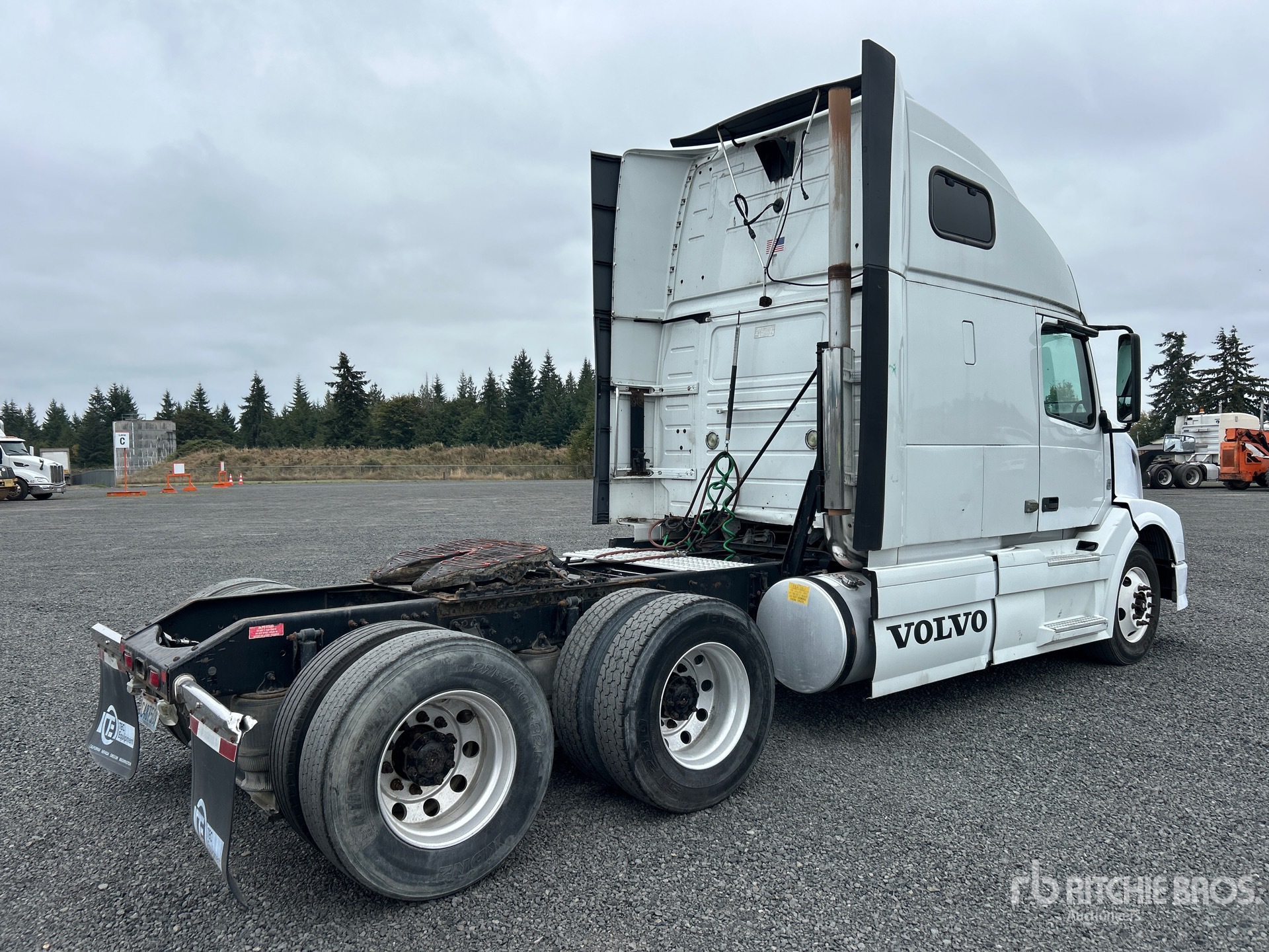 2008 Volvo VNL670