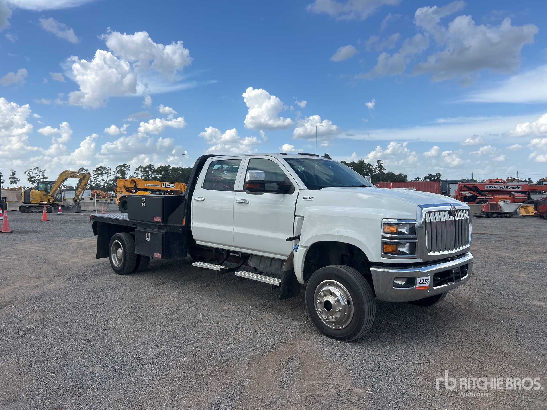 2022 International CV515