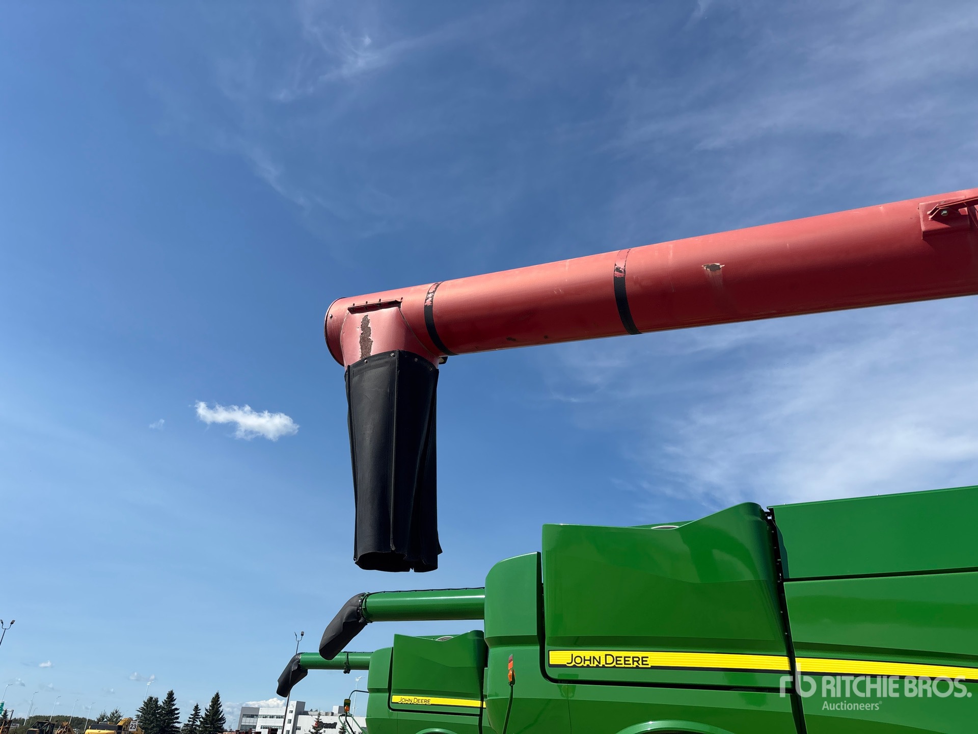 2006 Farm King Y16104