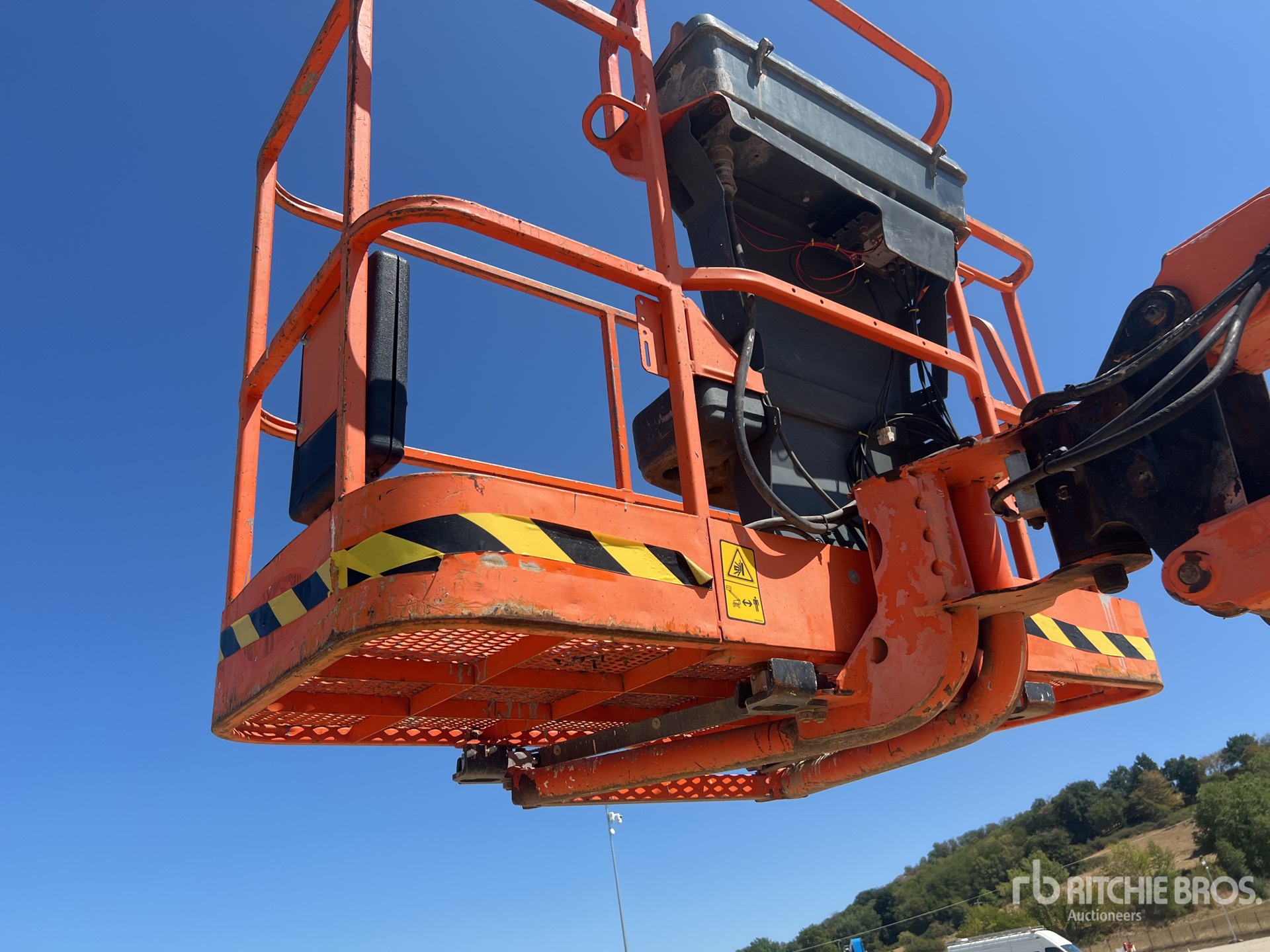 2011 JLG 460SJ