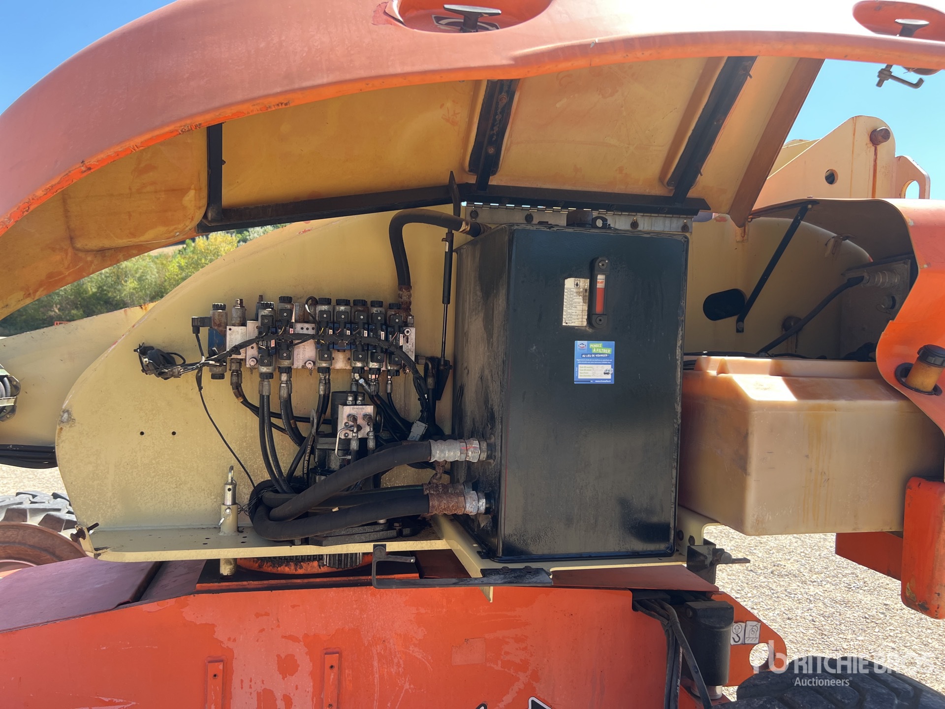 2011 JLG 460SJ