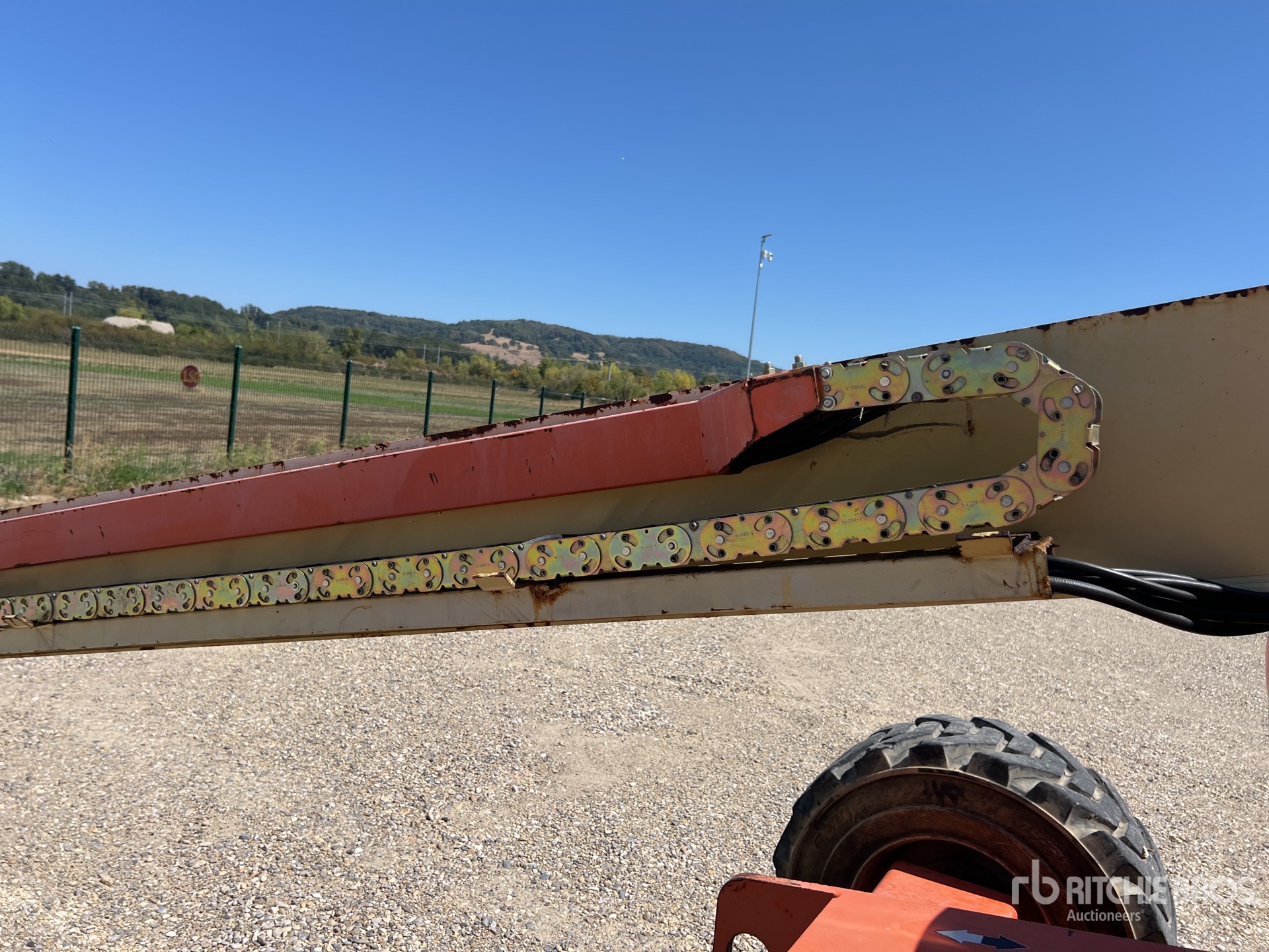2011 JLG 460SJ