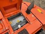 Engine with Exhaust System