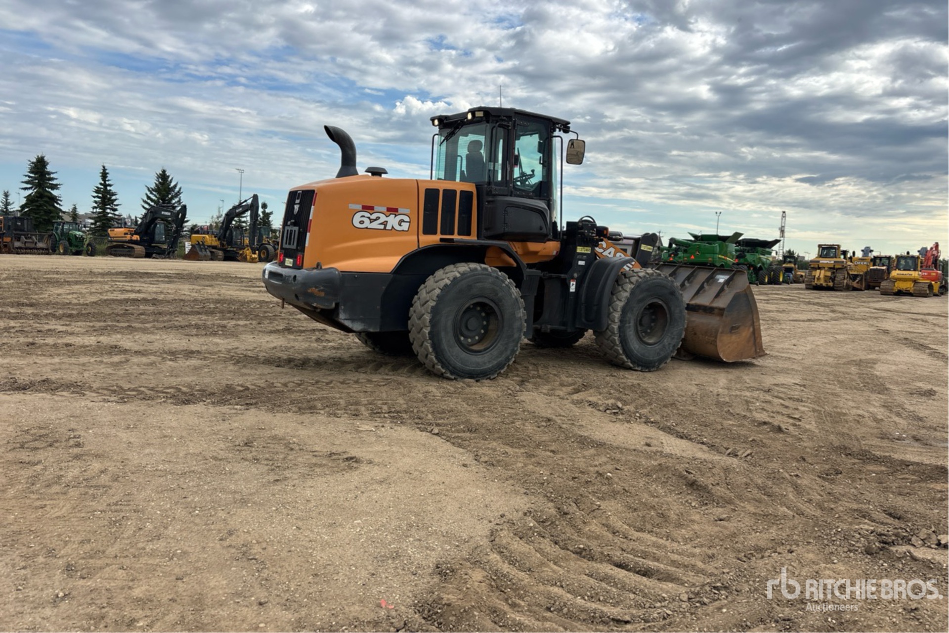2021 Case 621G