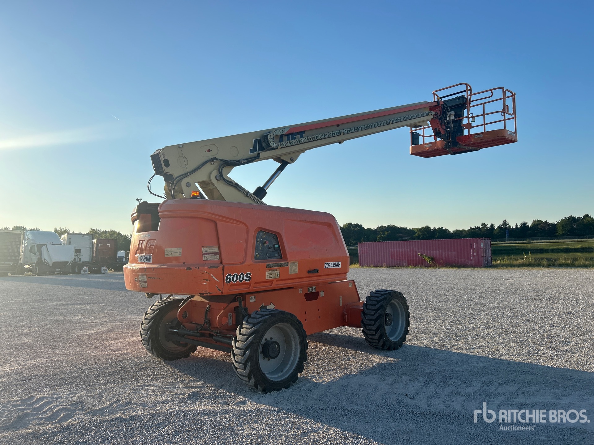 2018 JLG 600S