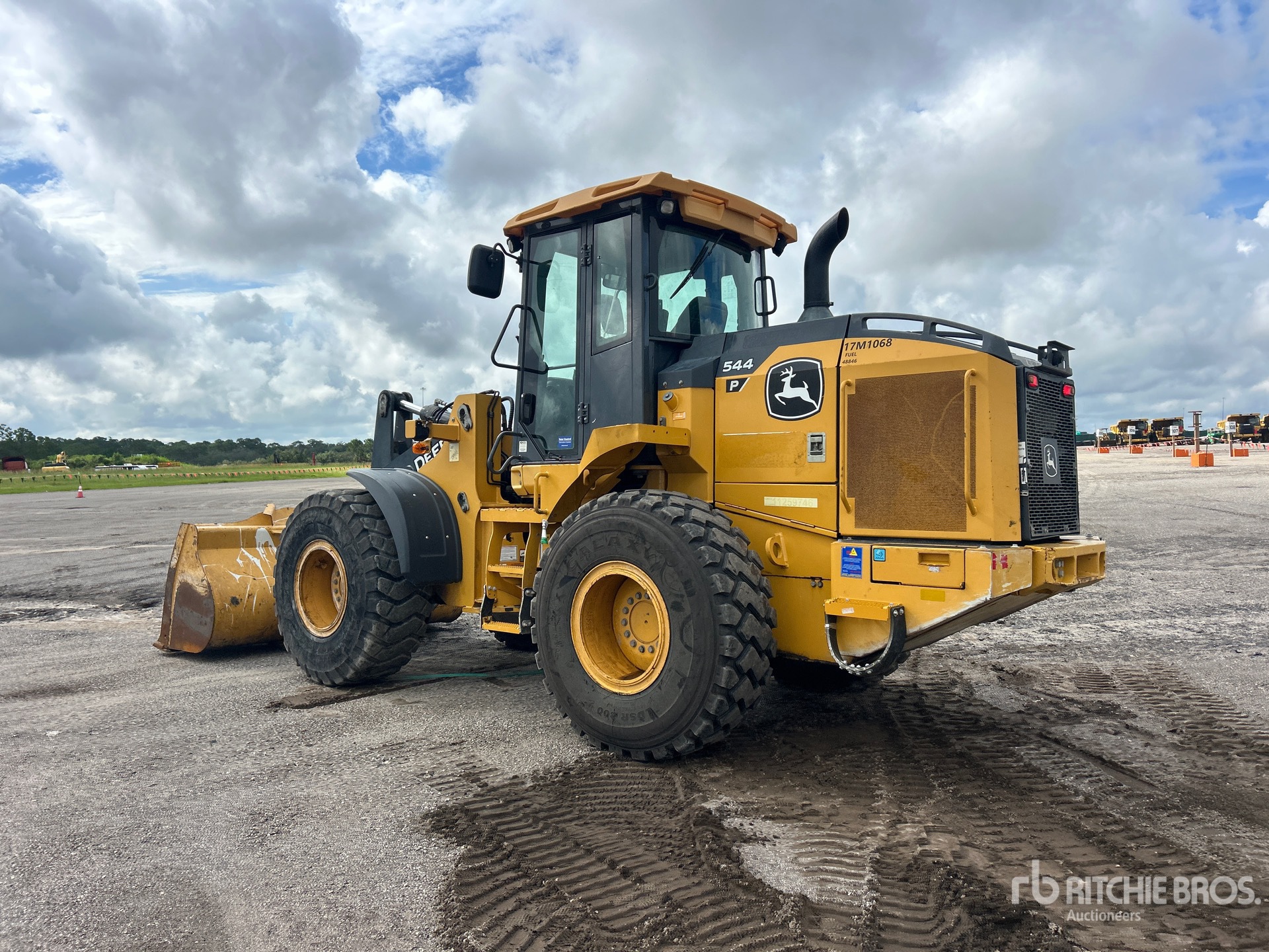 2021 John Deere 544 P-TIER