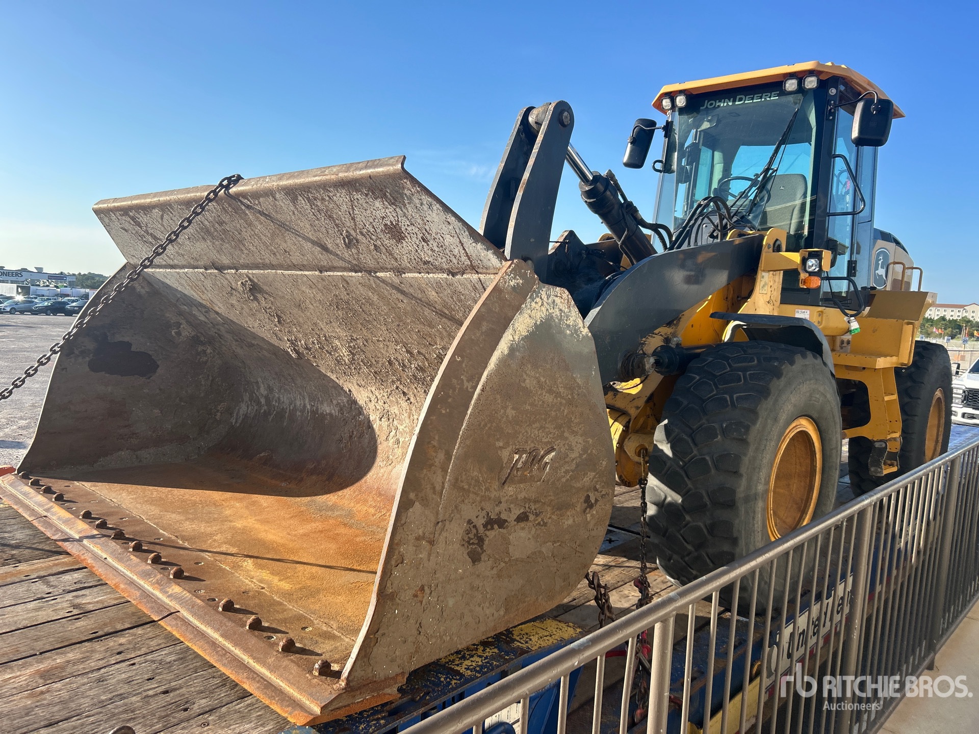 2021 John Deere 624 P-TIER
