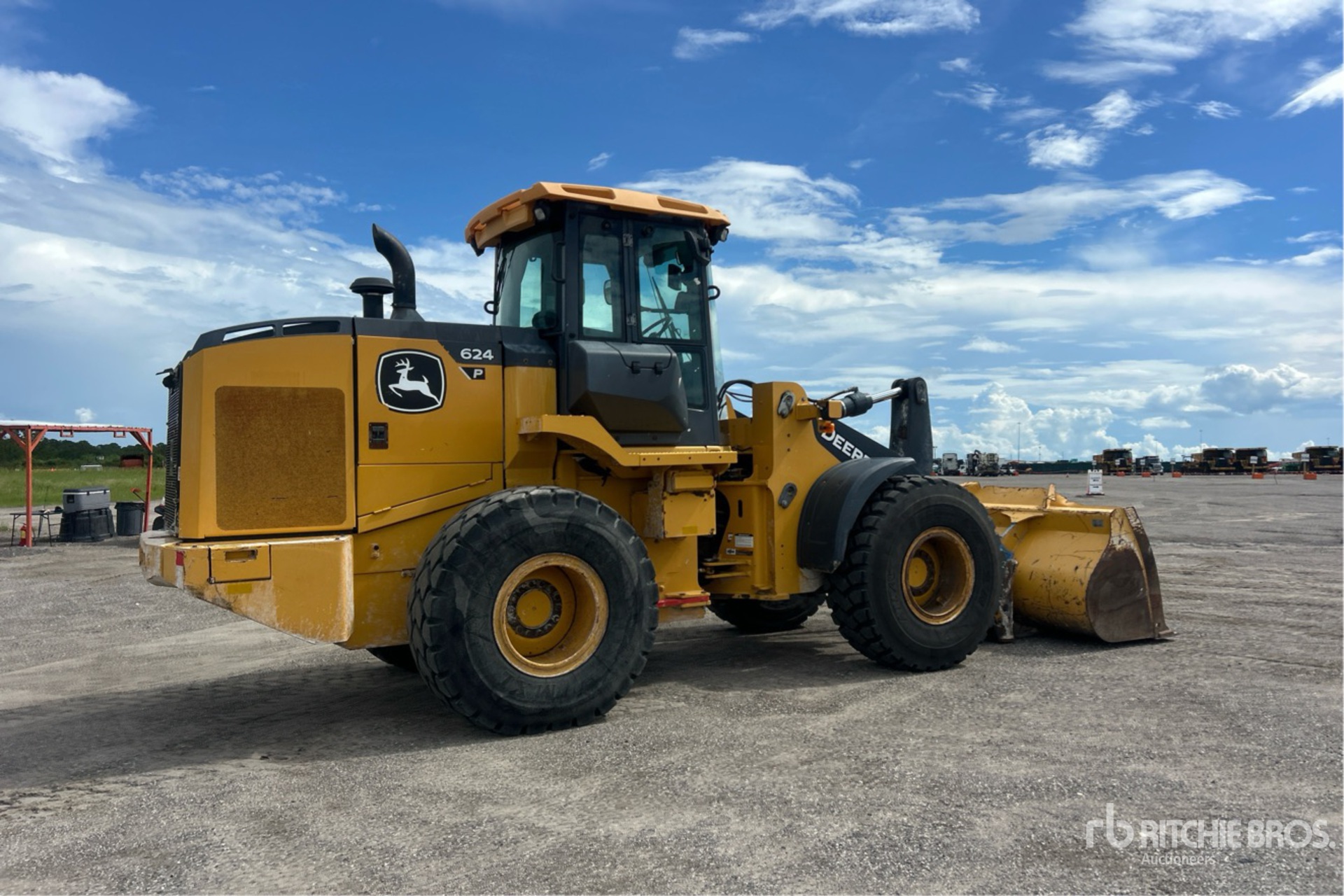 2021 John Deere 624 P-TIER