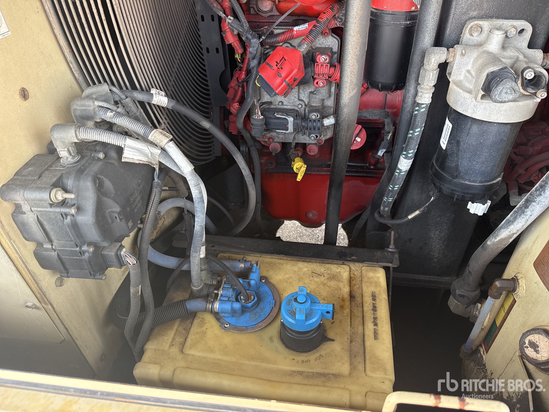 2020 Doosan Portable Power XP825/HP750WCU