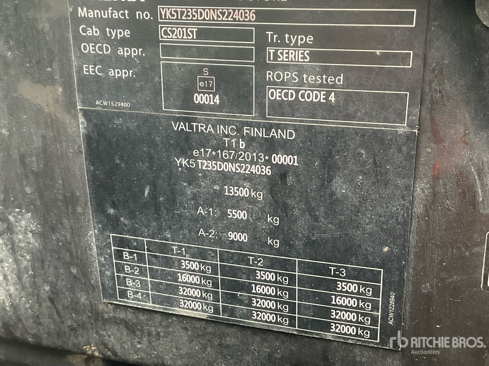 2022 Valtra T235 DIRECT